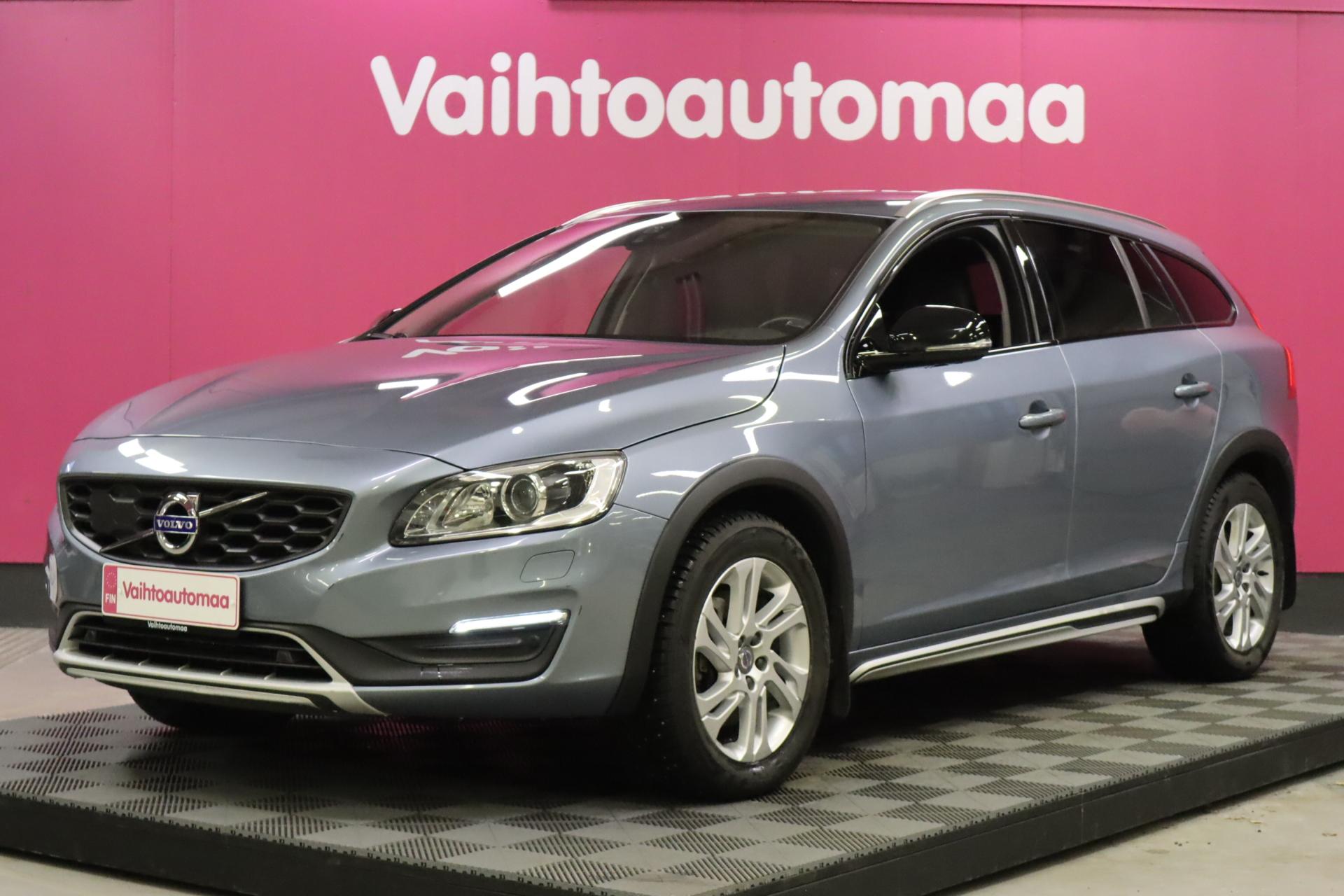 VOLVO V60 Cross Country 2018