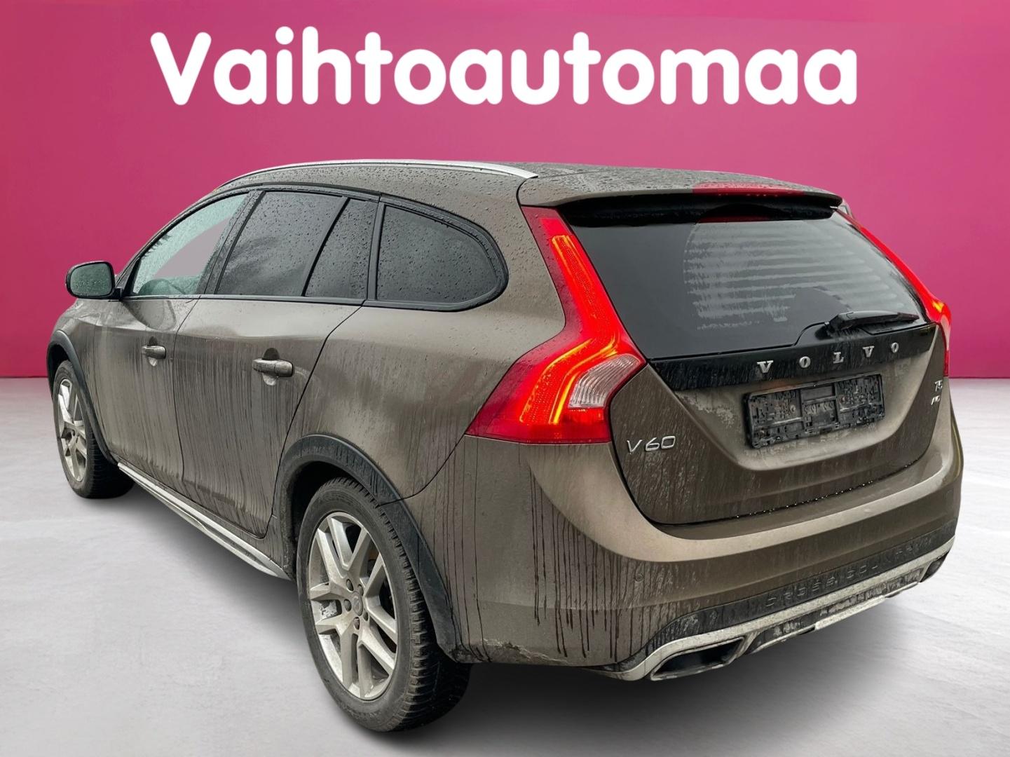 VOLVO V60 Cross Country 2018