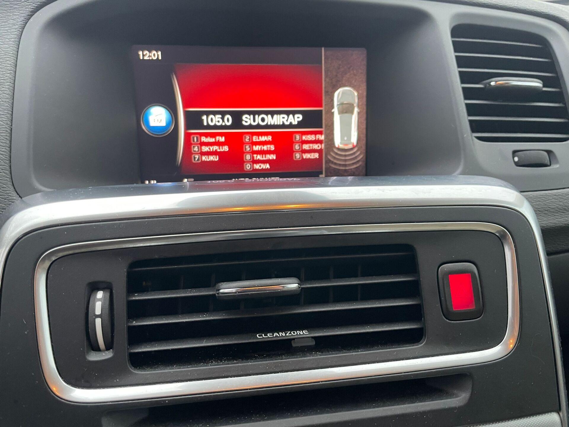 VOLVO V60 Cross Country 2018