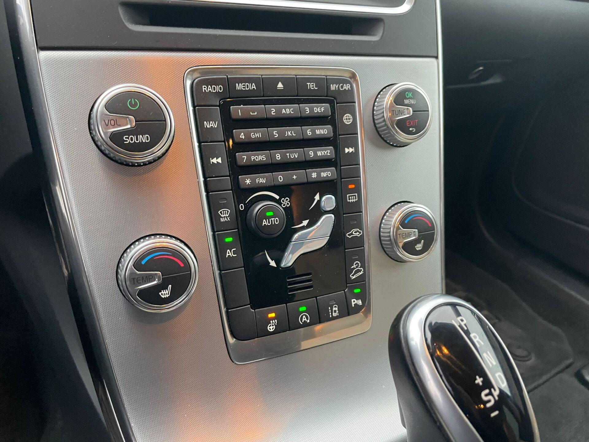 VOLVO V60 Cross Country 2018