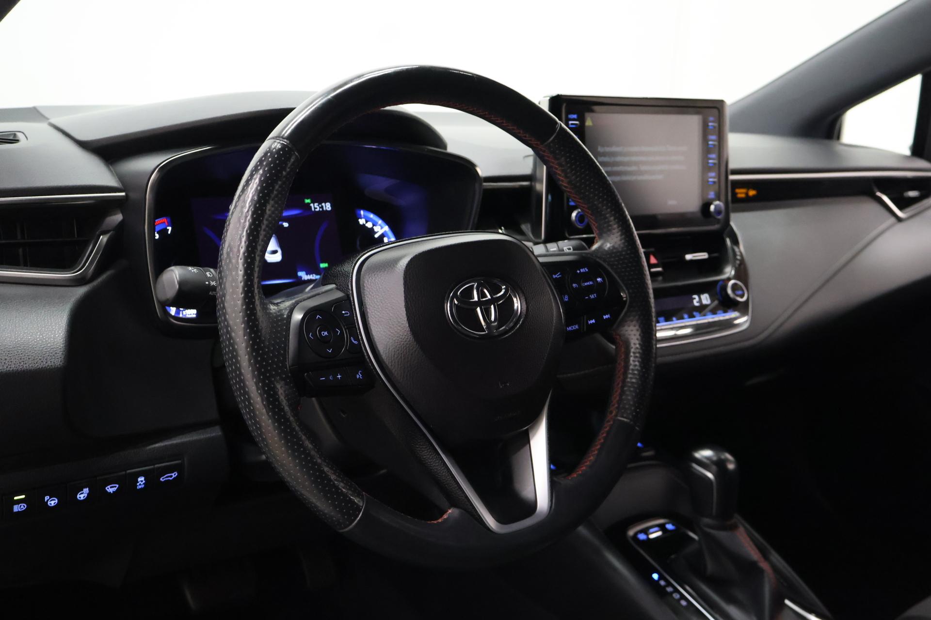 TOYOTA Corolla 2021