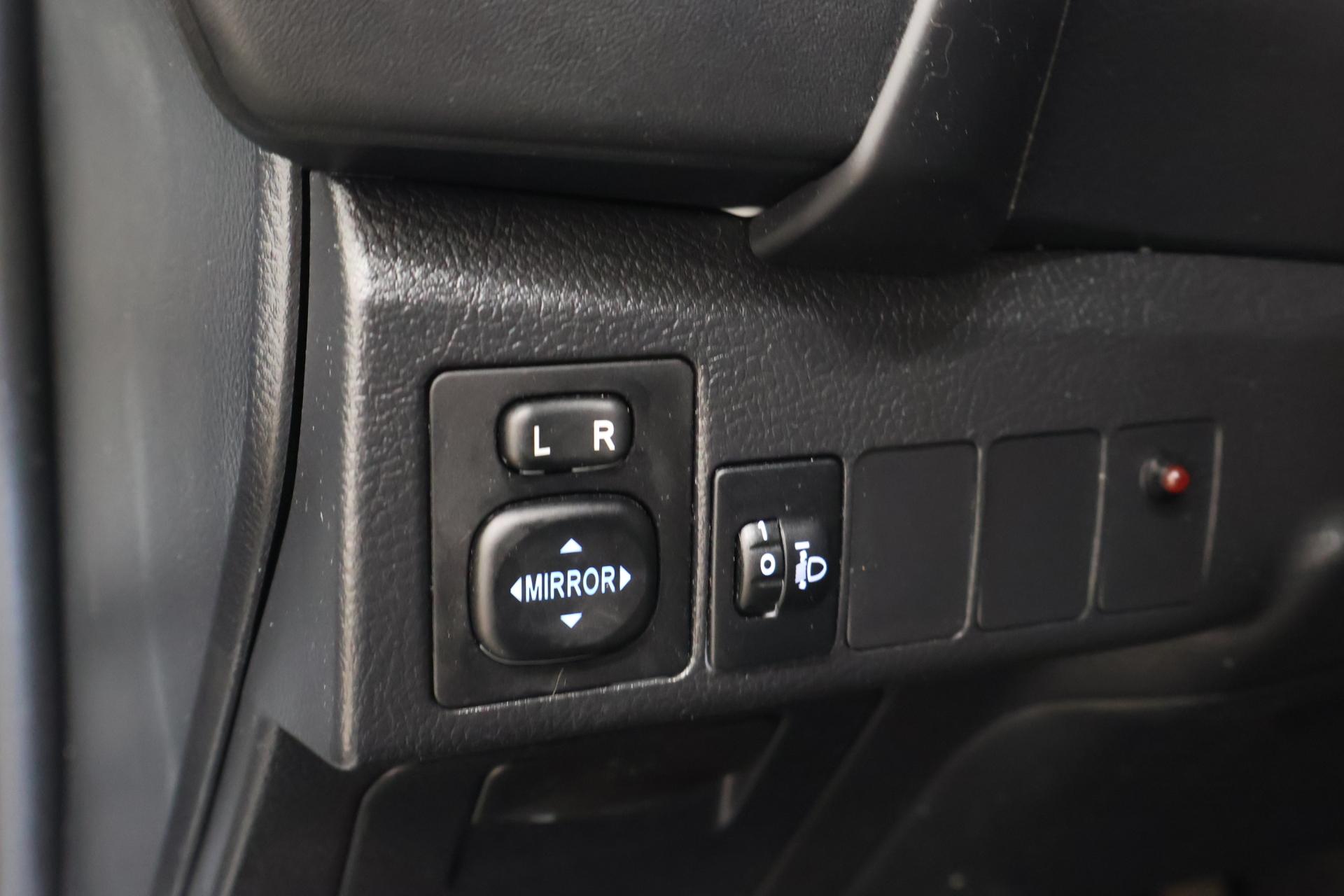 TOYOTA Auris 2017