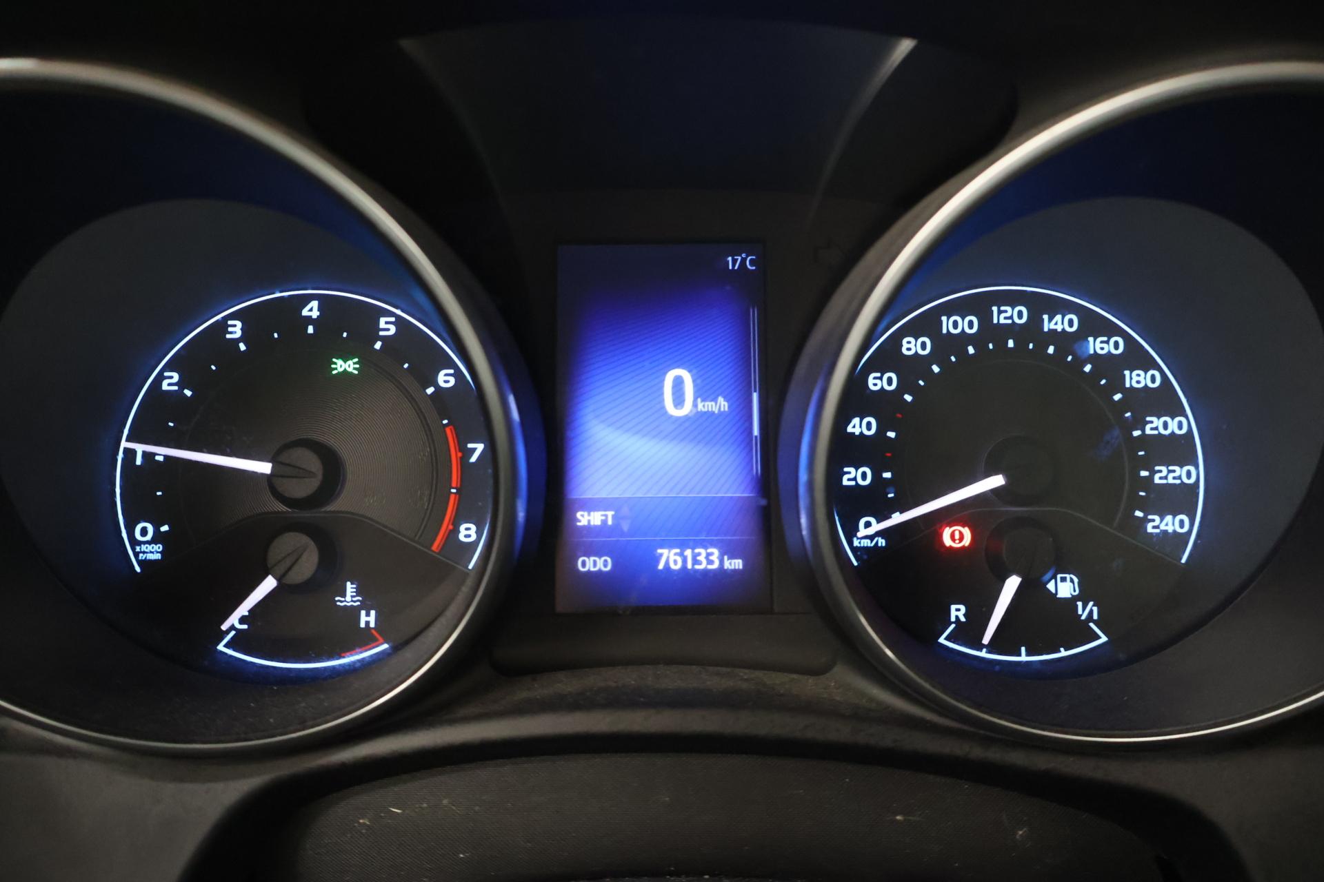 TOYOTA Auris 2017