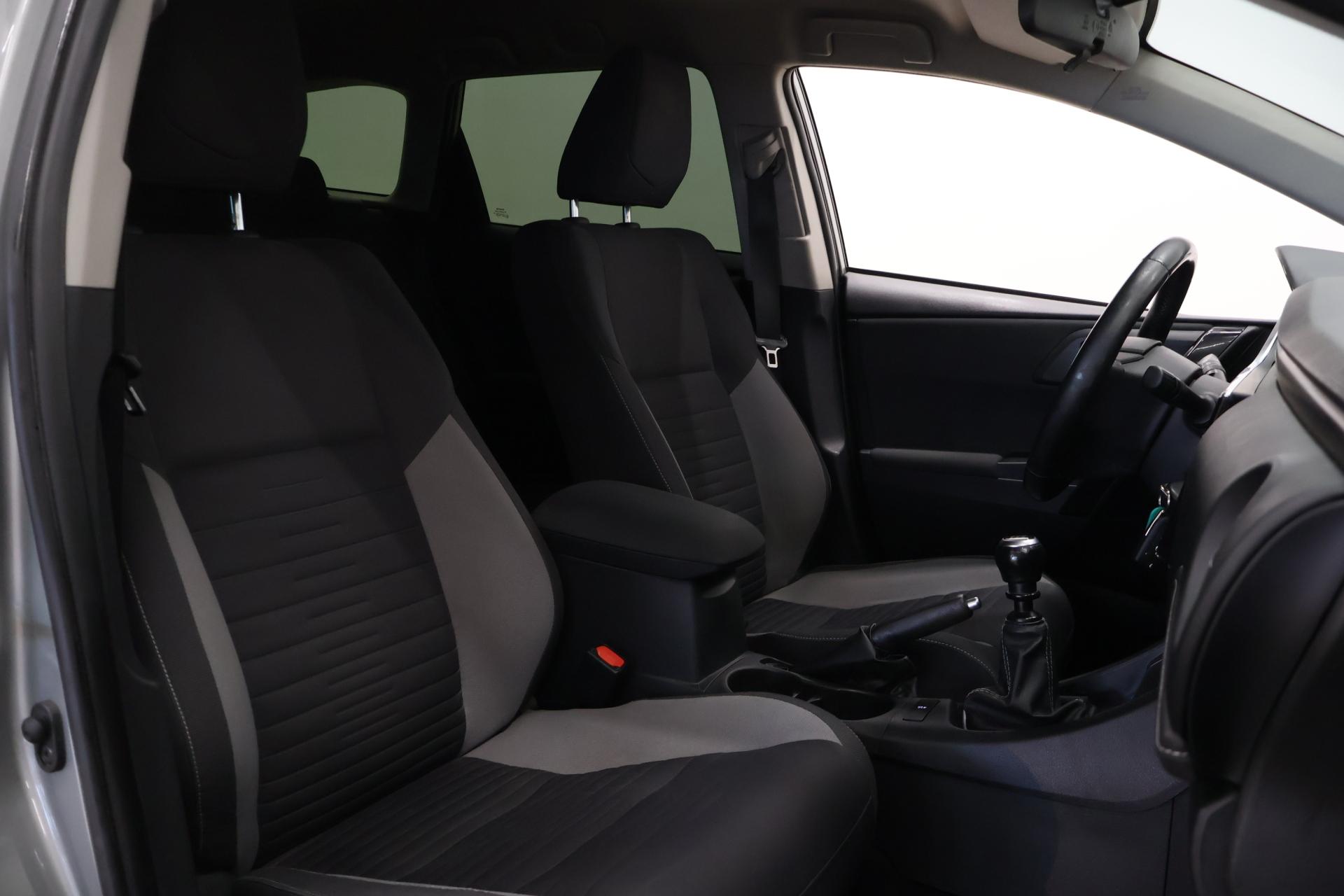 TOYOTA Auris 2017