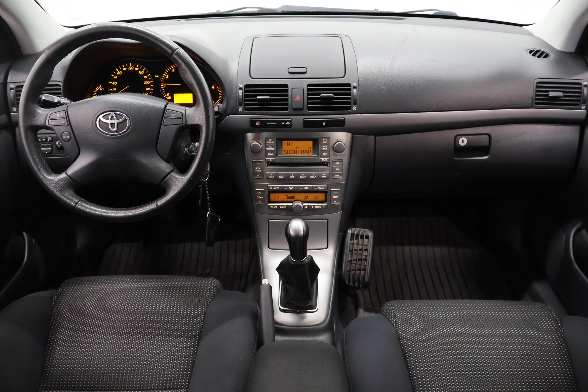 TOYOTA Avensis 2006