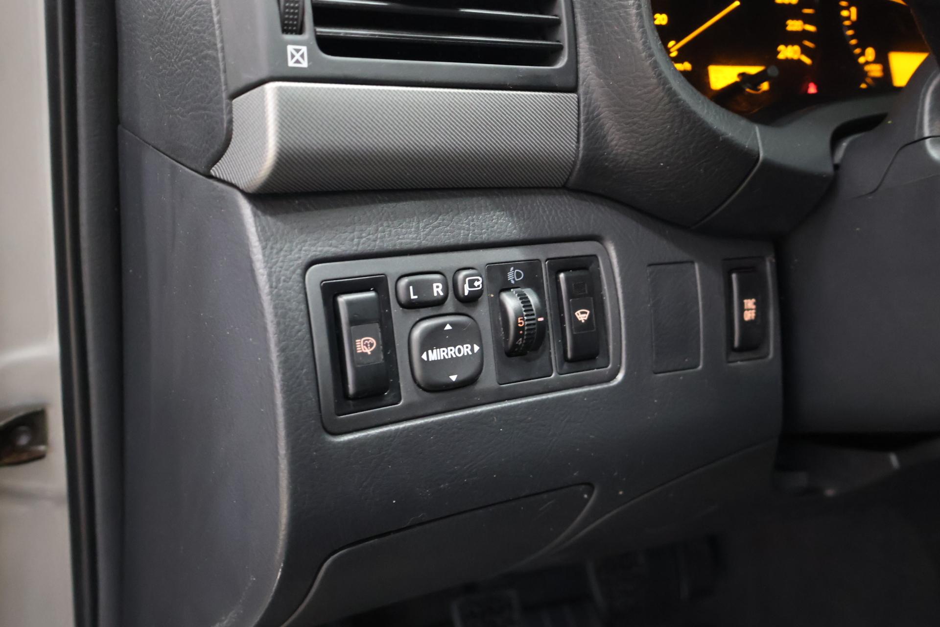 TOYOTA Avensis 2006
