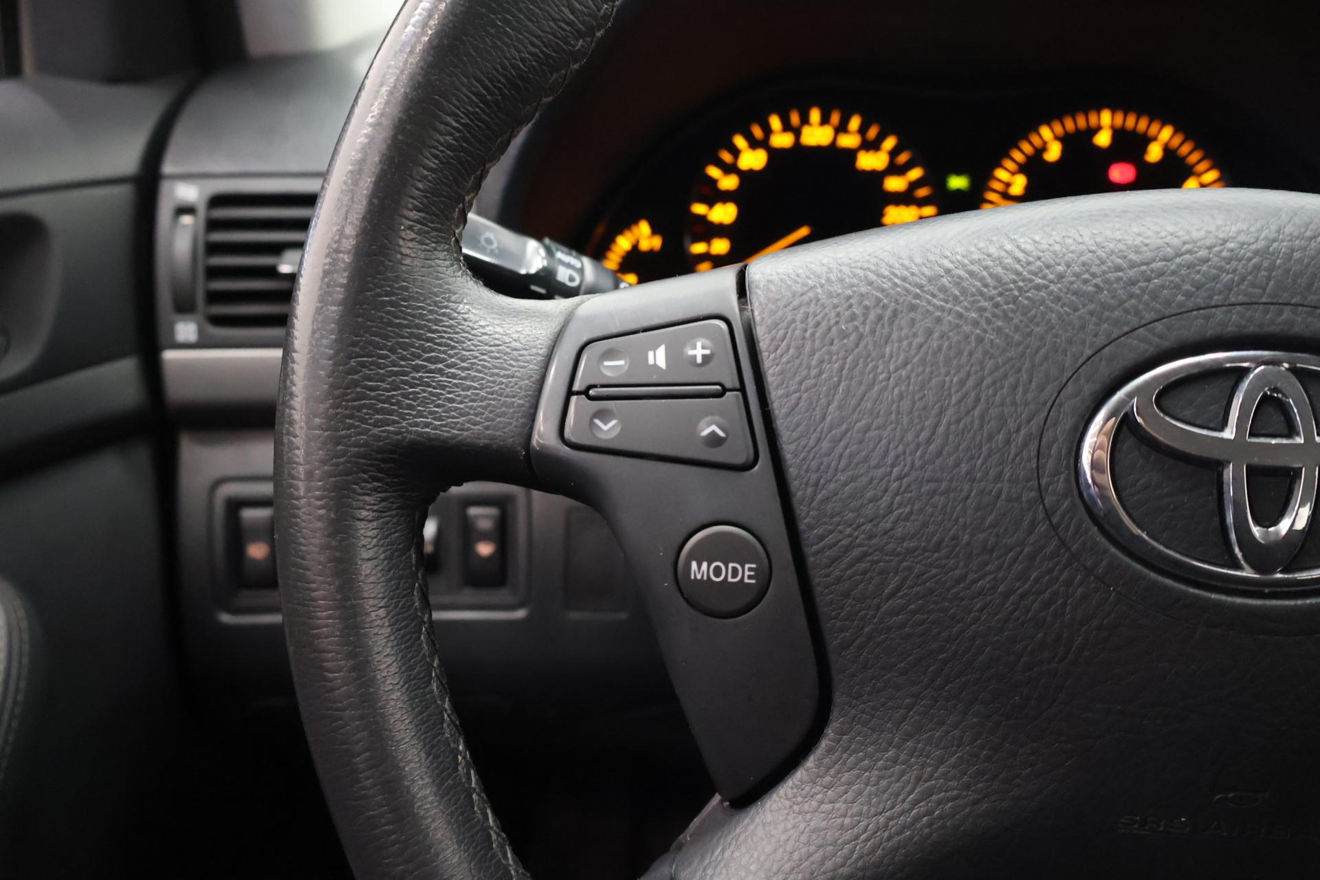 TOYOTA Avensis 2006