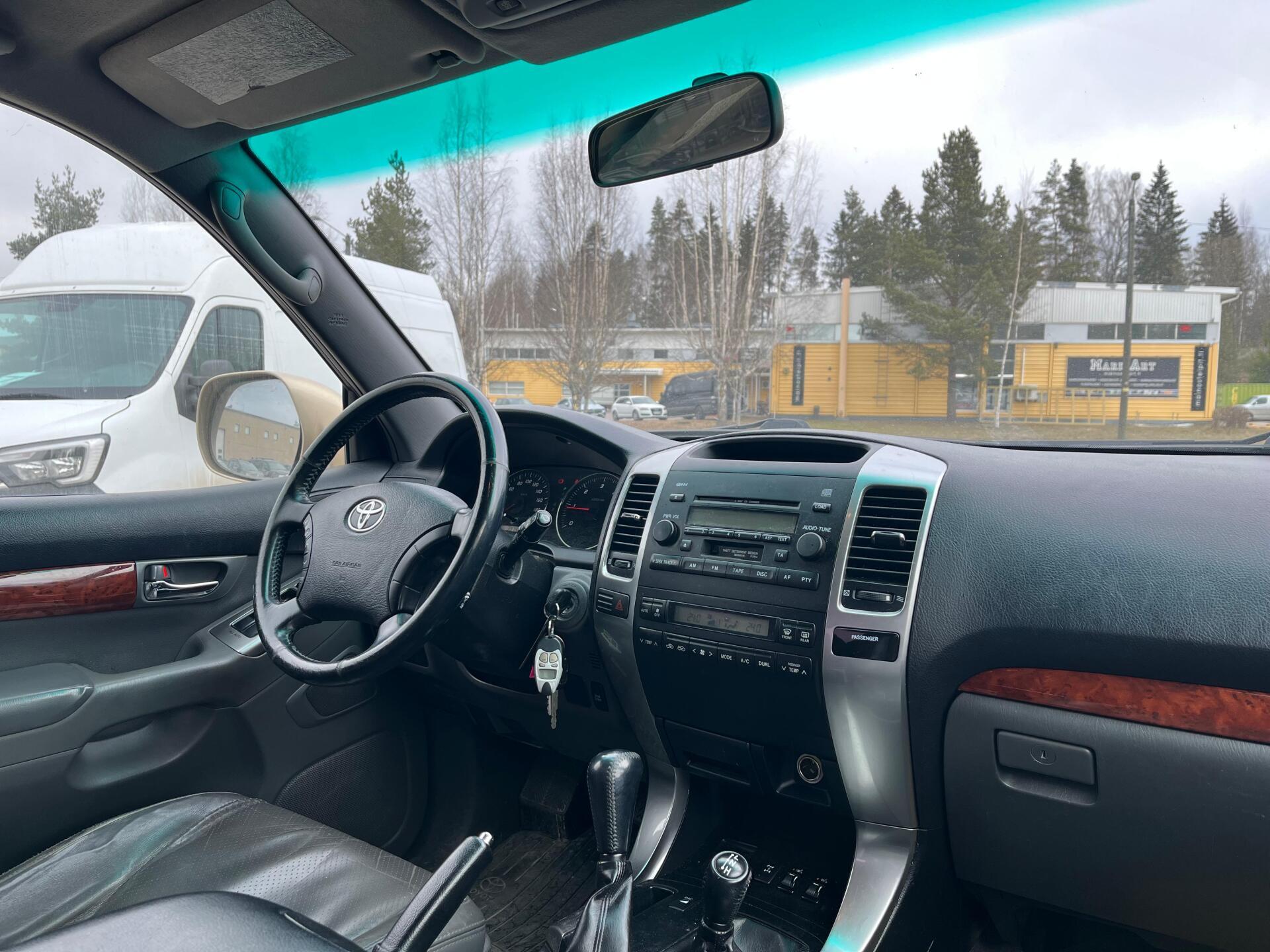 TOYOTA Land Cruiser 2008