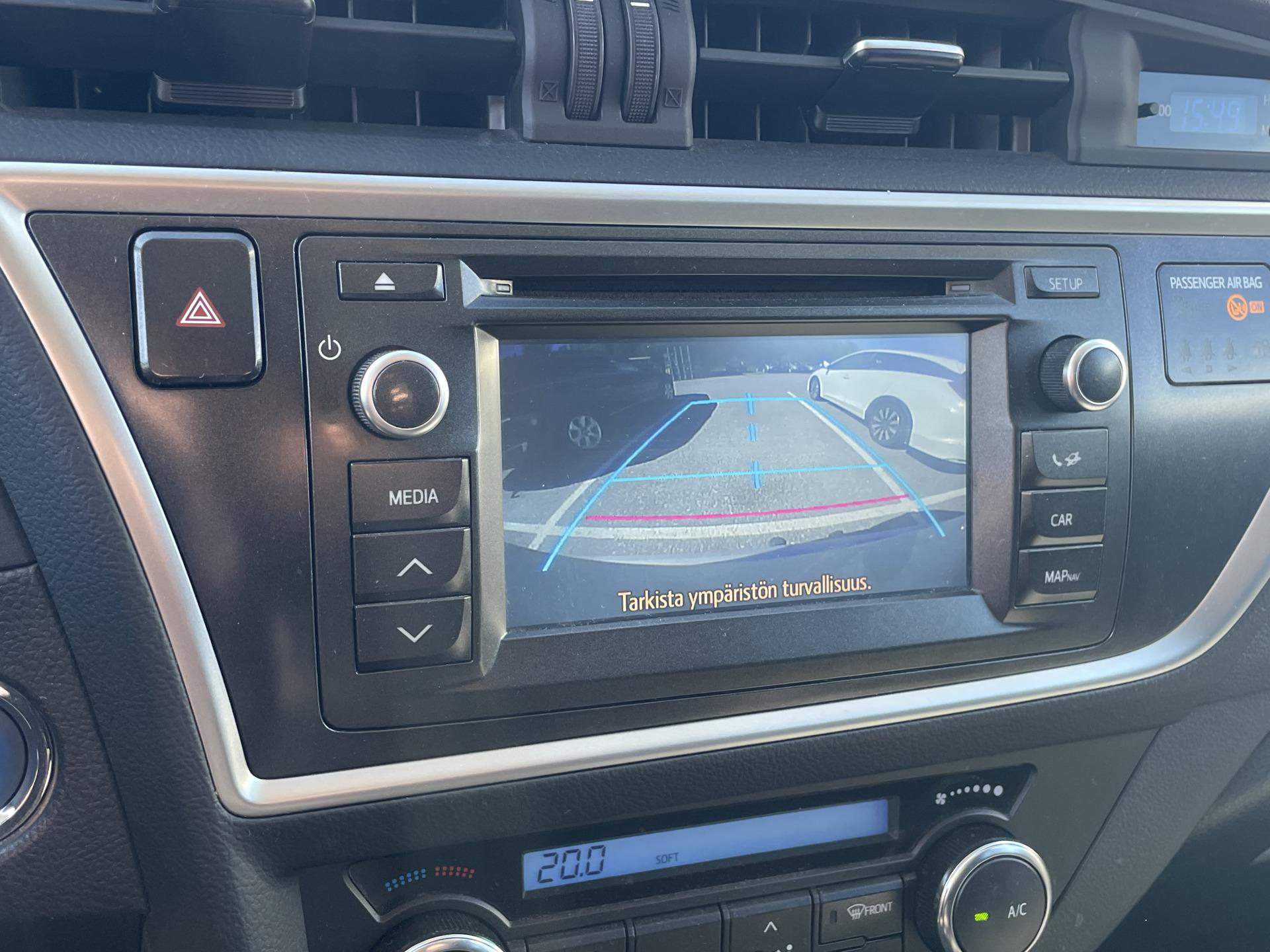 TOYOTA Auris 2014