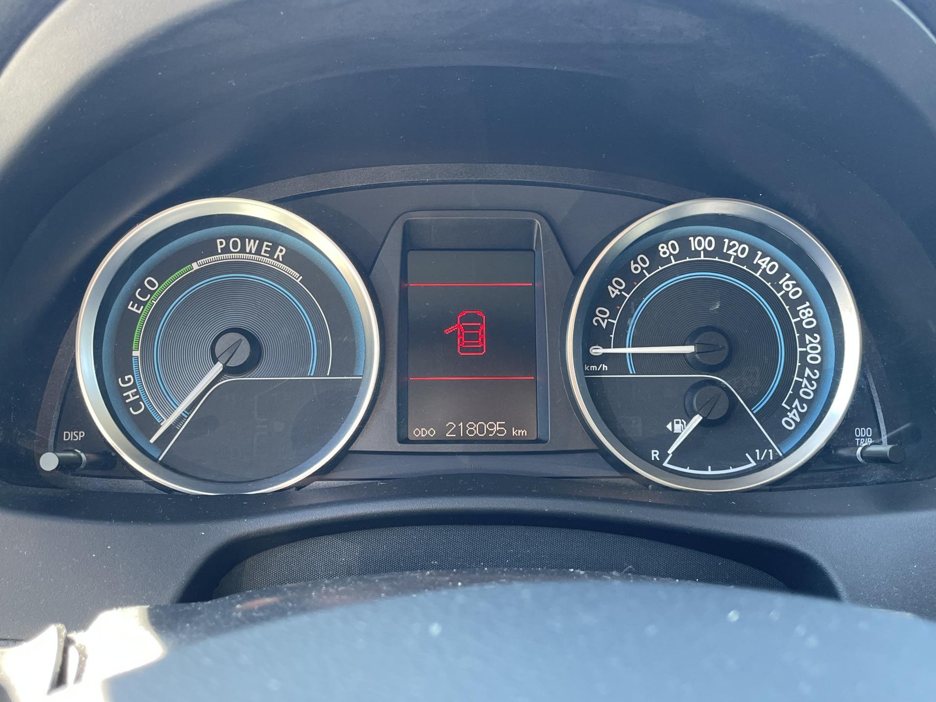 TOYOTA Auris 2014