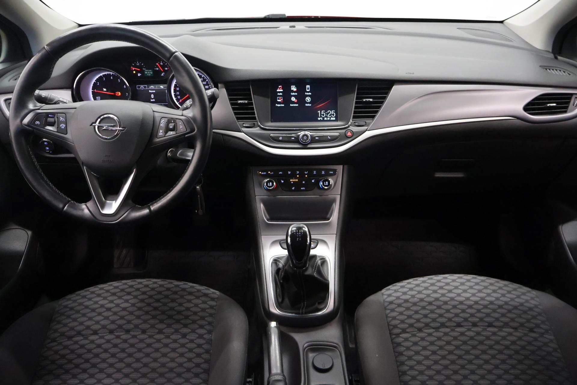 OPEL Astra 2018