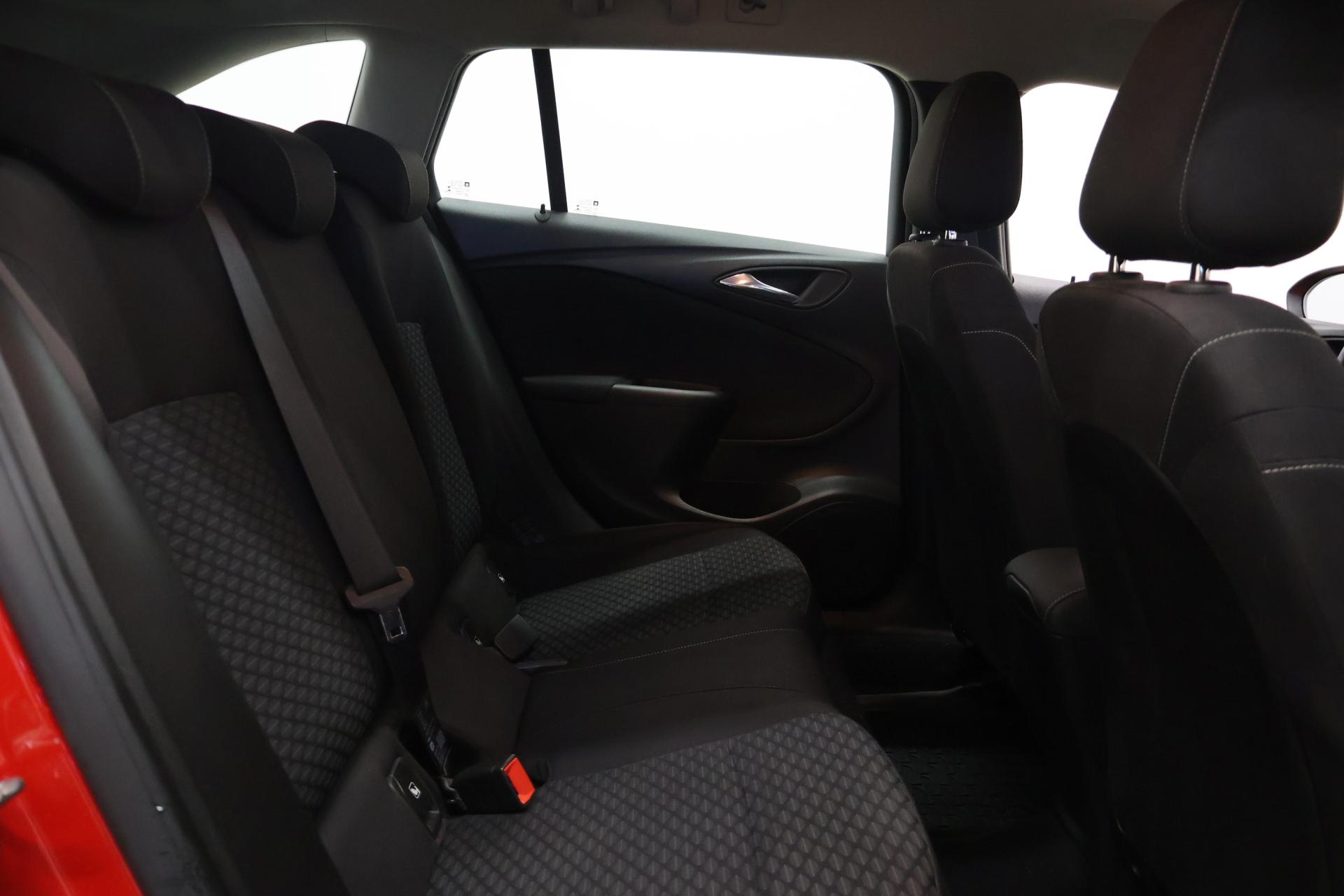 OPEL Astra 2018