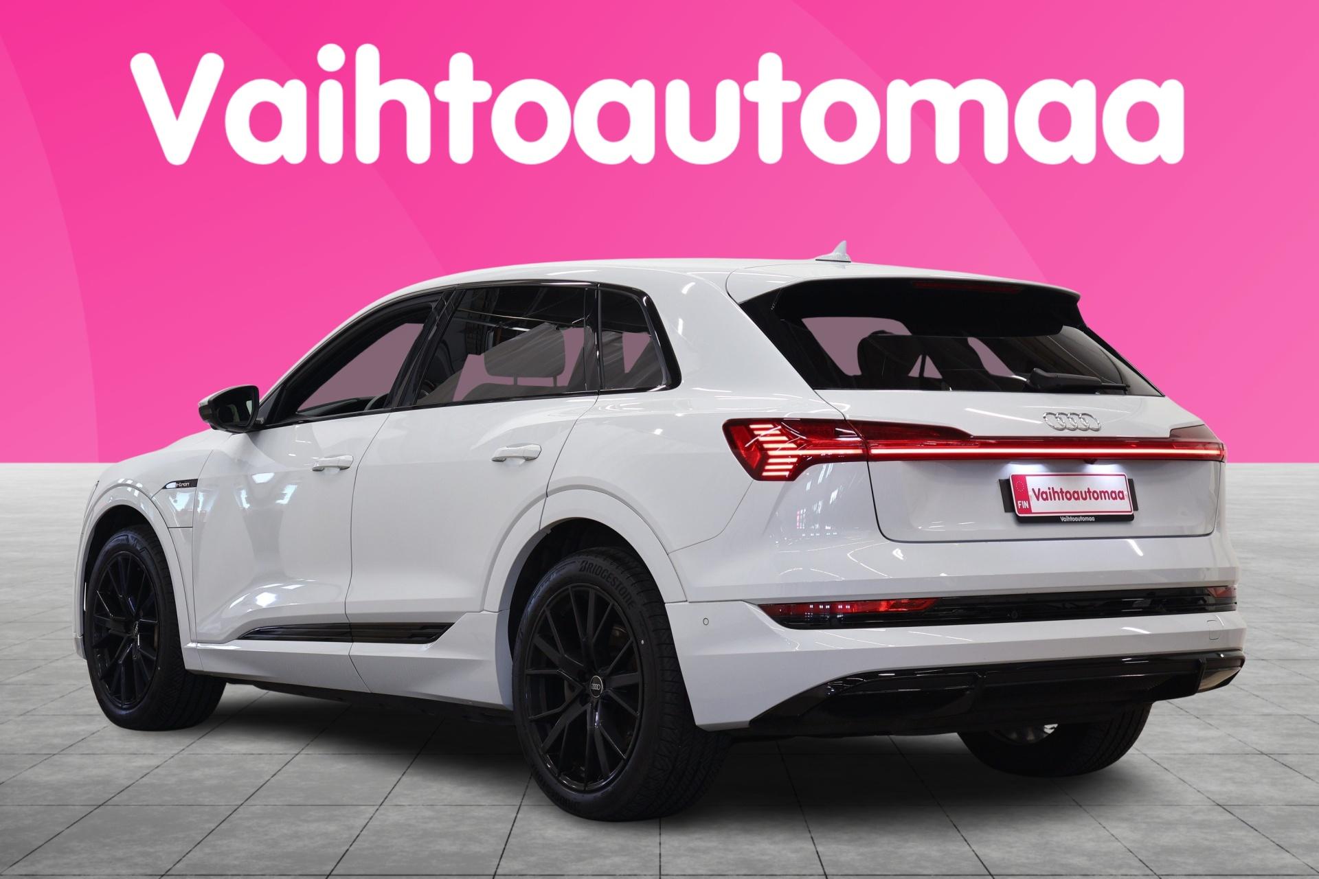 AUDI e-tron 2023
