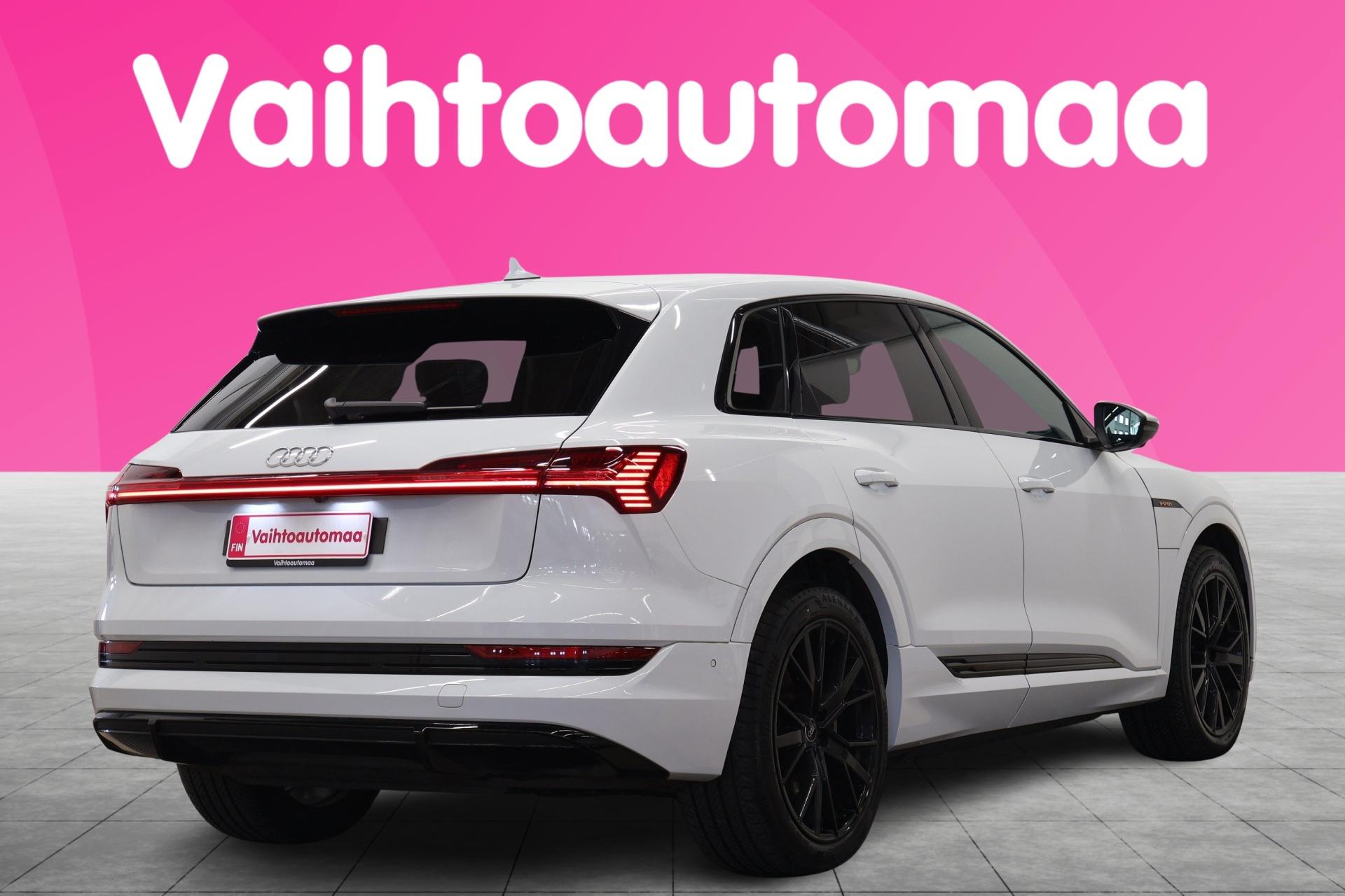 AUDI e-tron 2023
