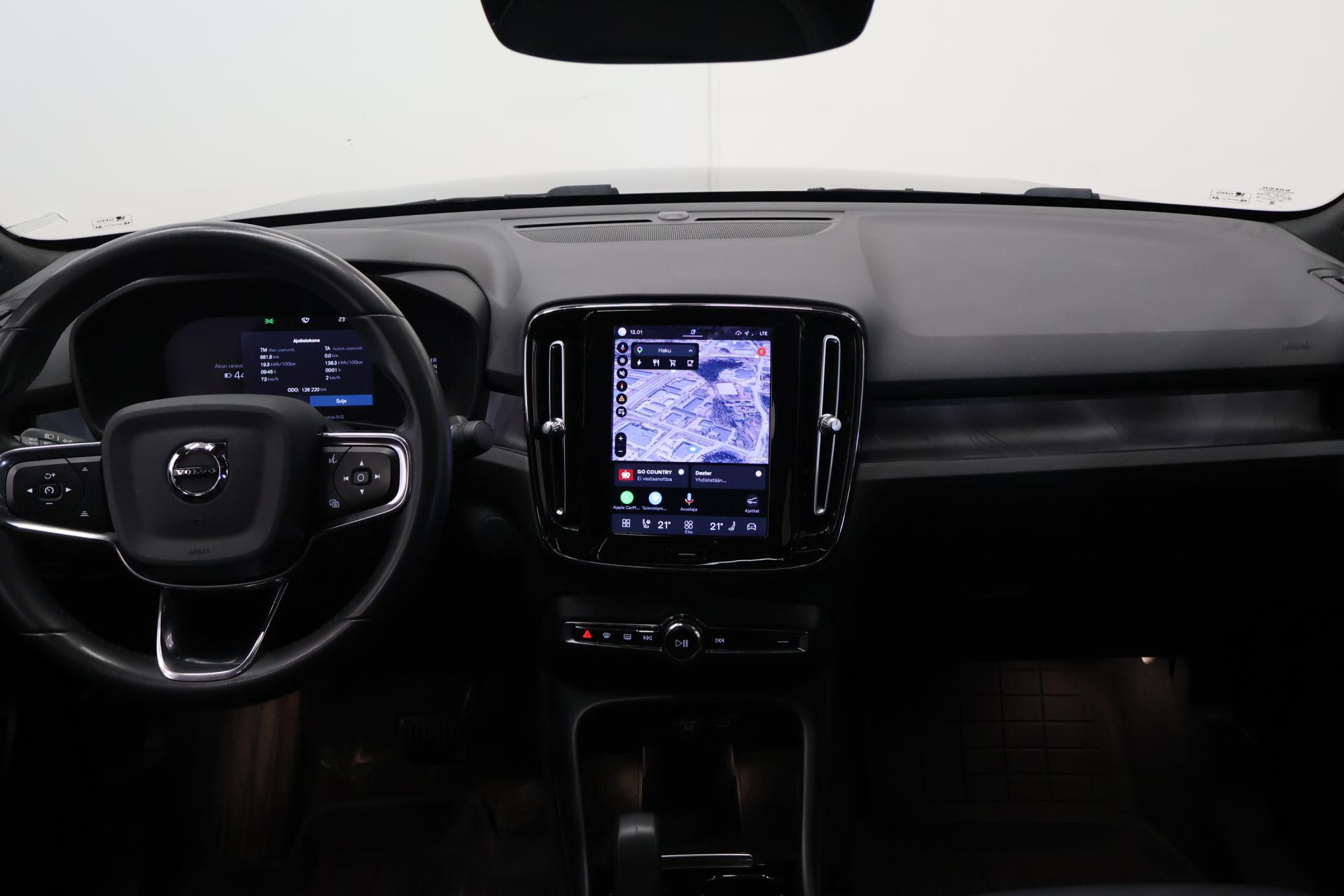 VOLVO C40 2023