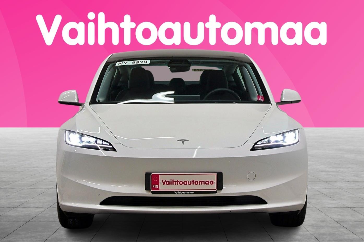 TESLA Model 3 2024