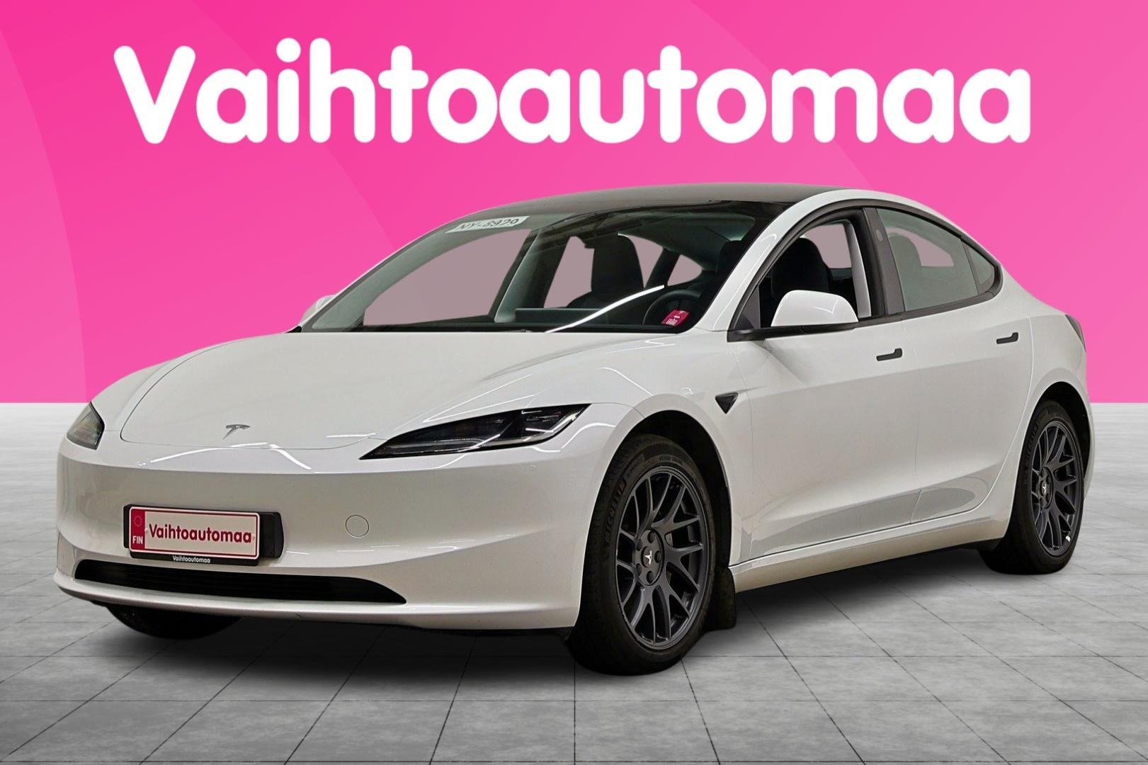 TESLA Model 3 2024