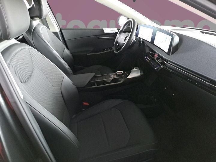 KIA EV6 2024