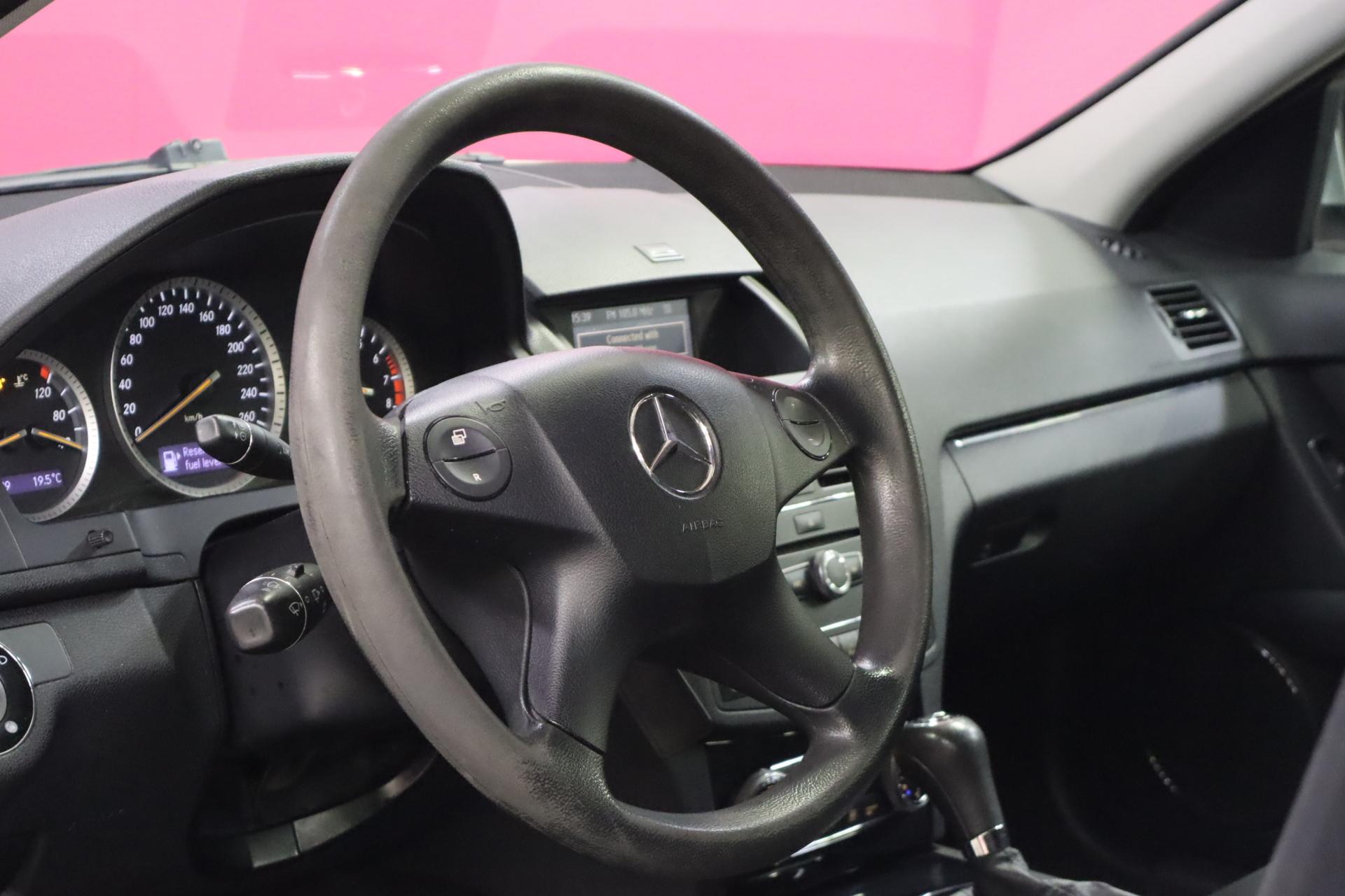 MERCEDES-BENZ C 2008