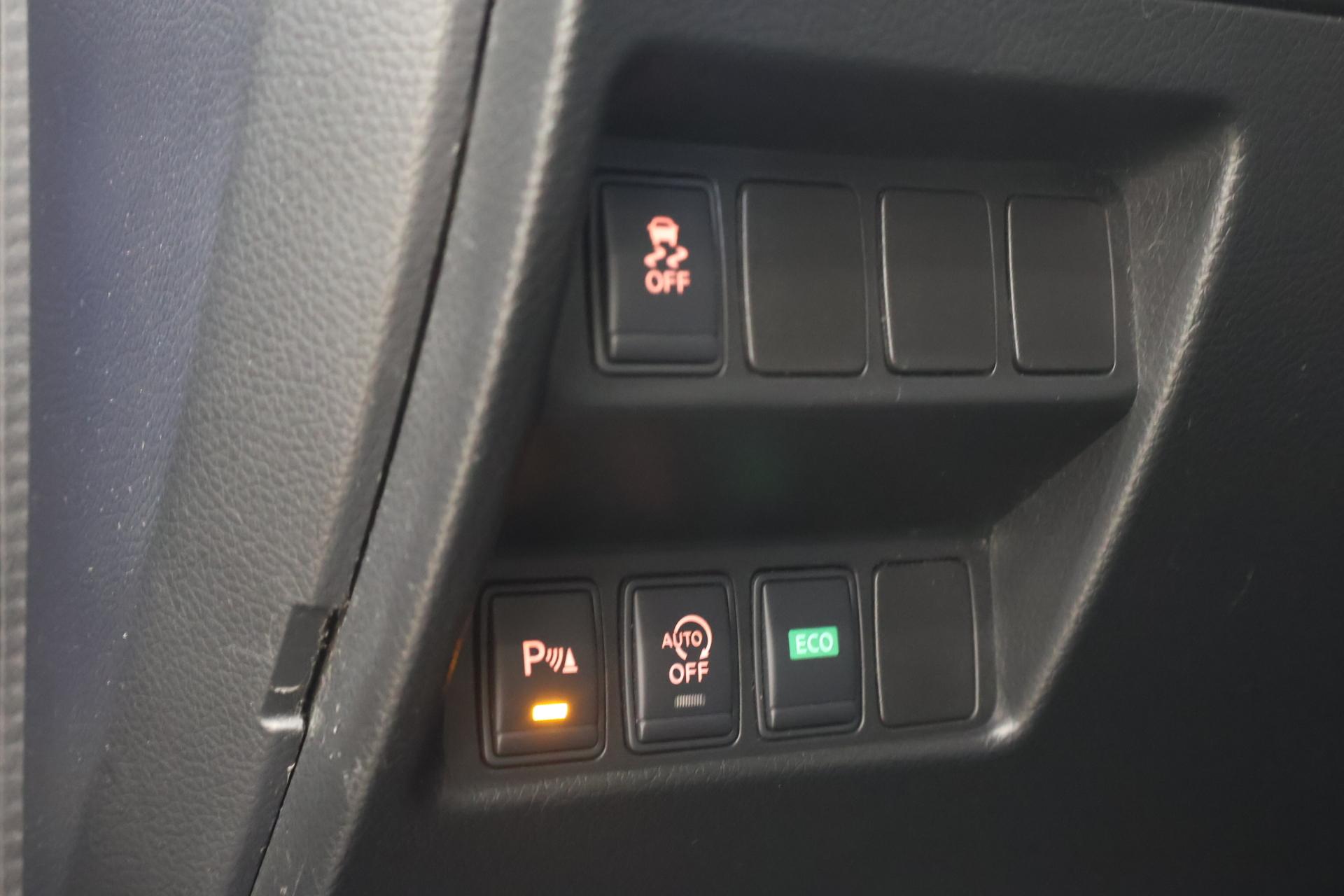 NISSAN Qashqai 2014