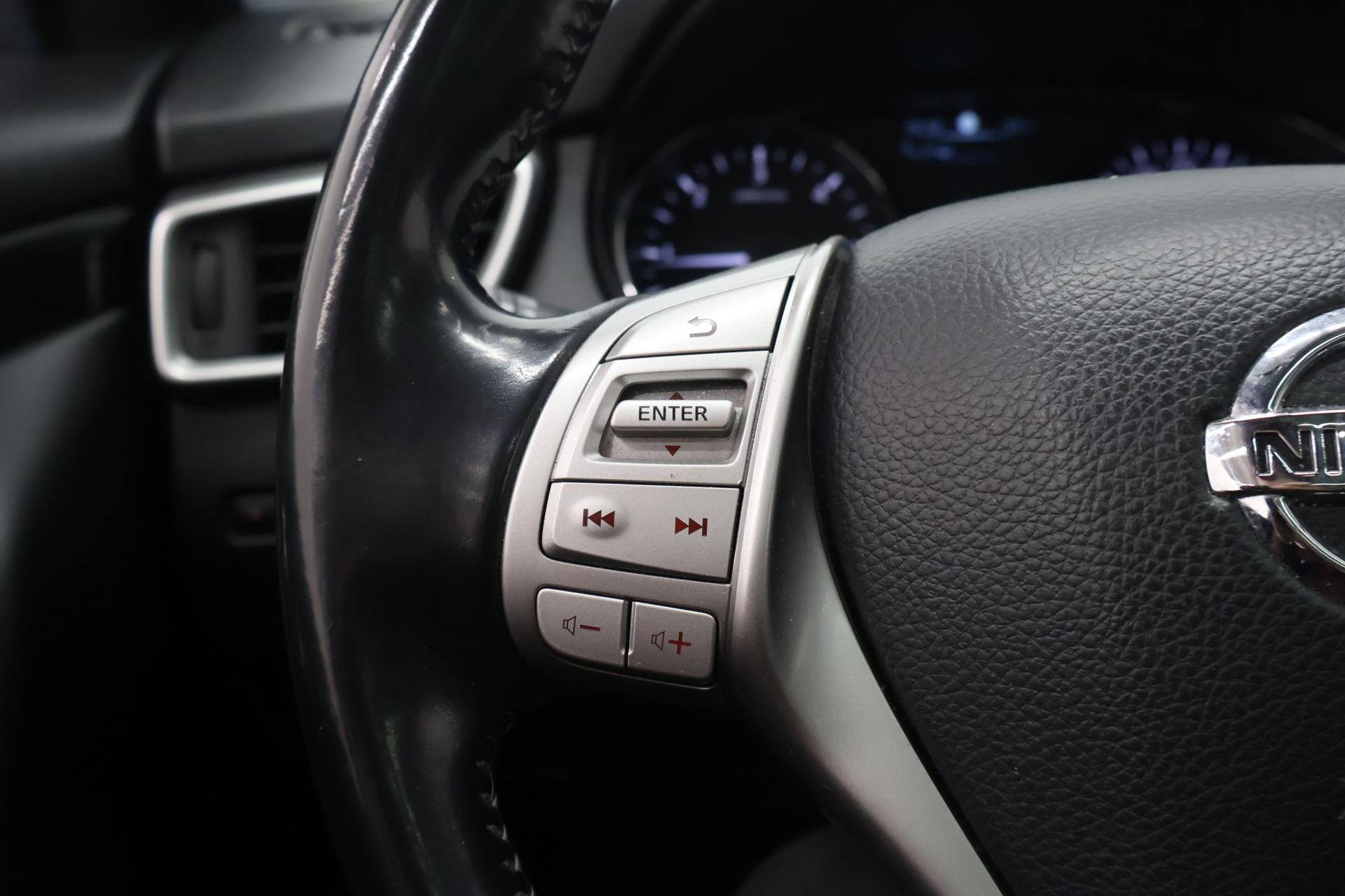 NISSAN Qashqai 2014
