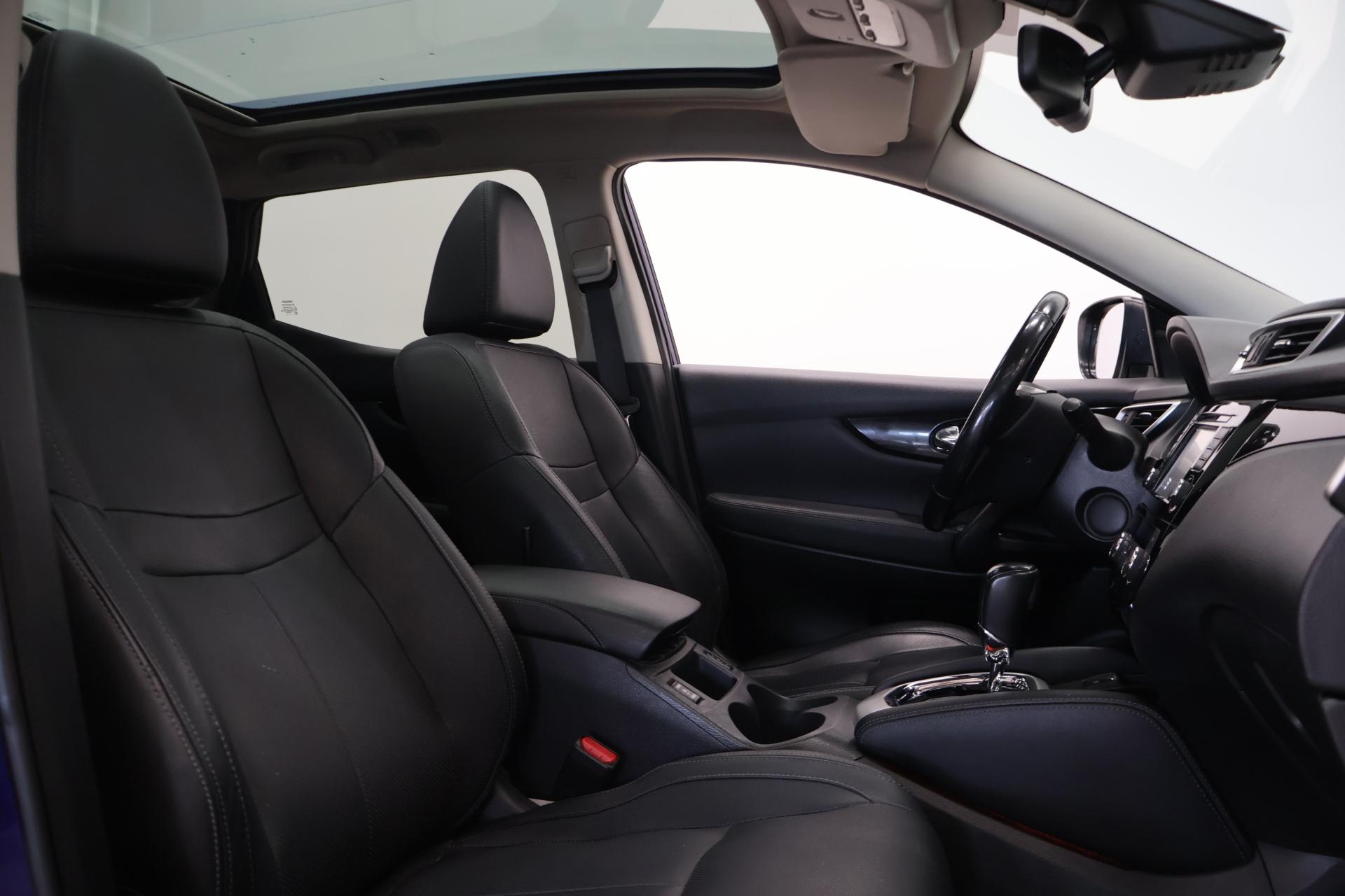 NISSAN Qashqai 2014