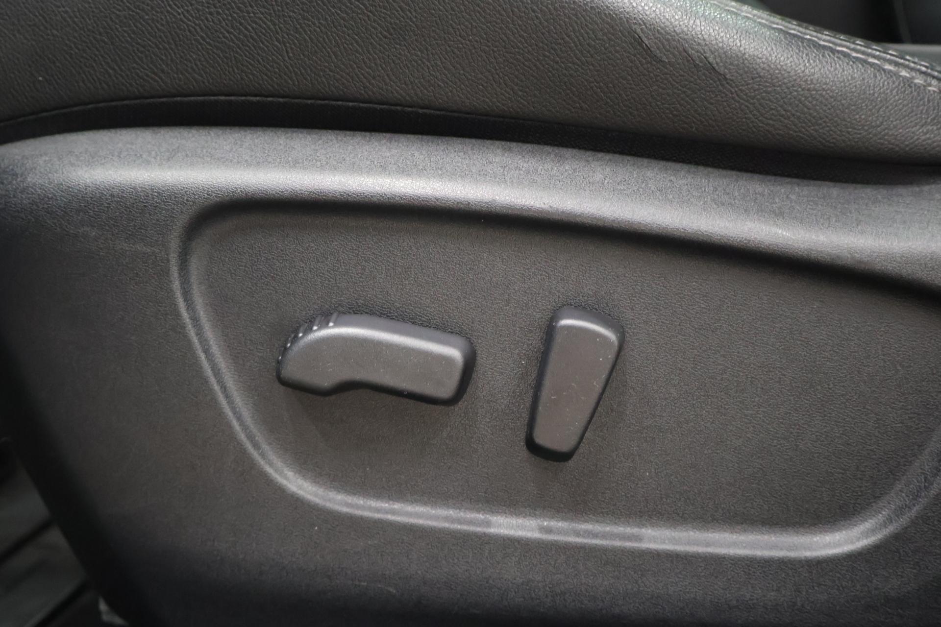 NISSAN Qashqai 2014