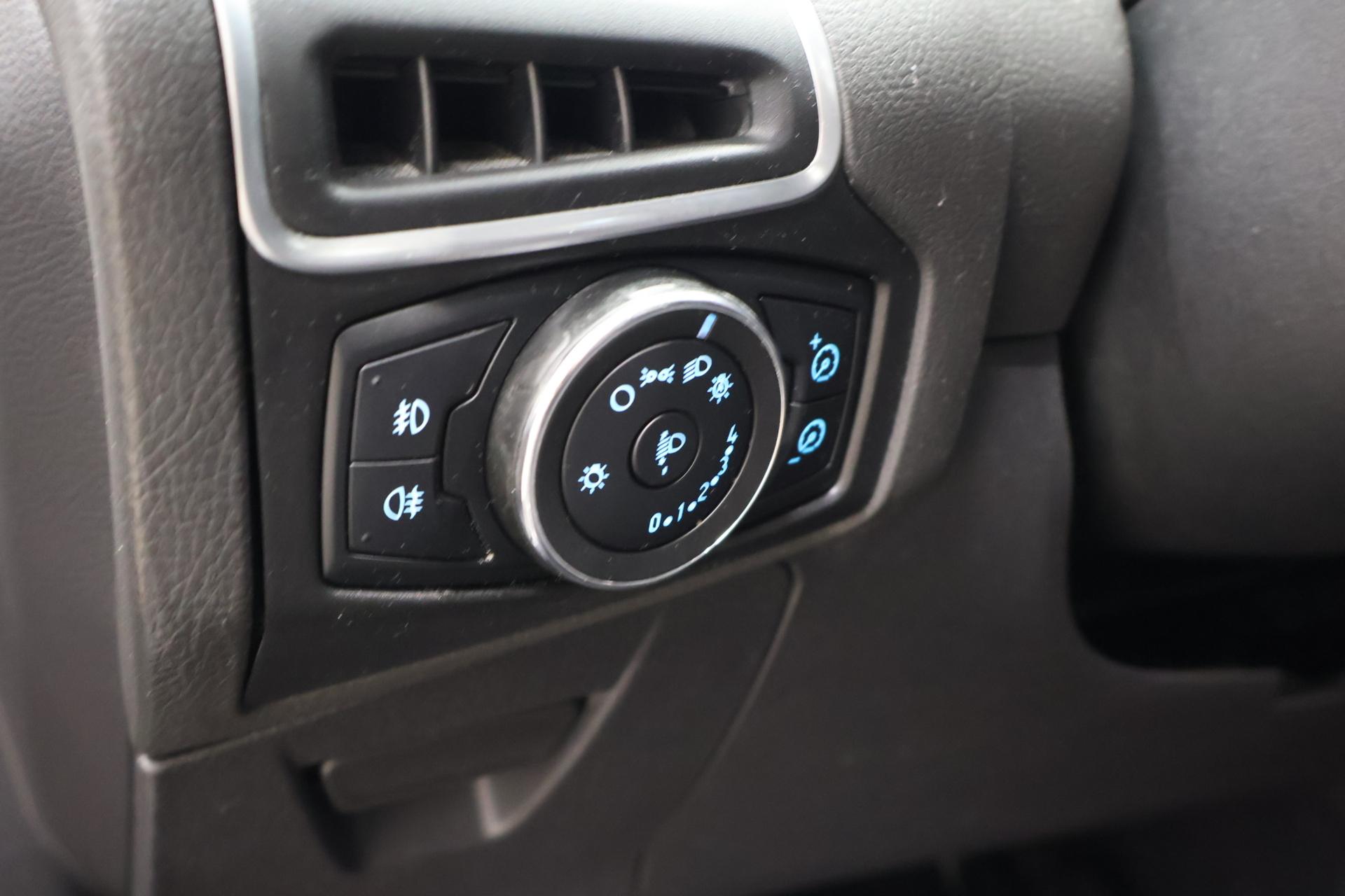FORD Focus 2011