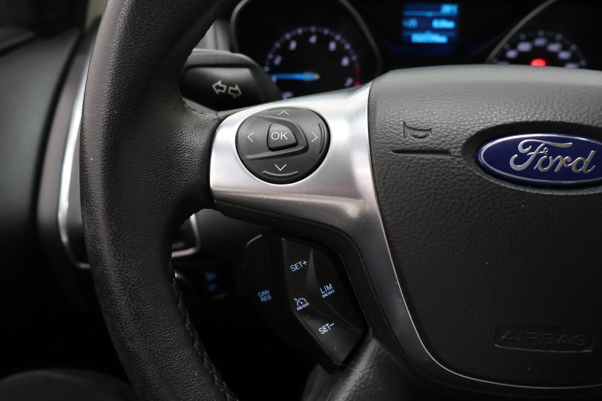 FORD Focus 2011