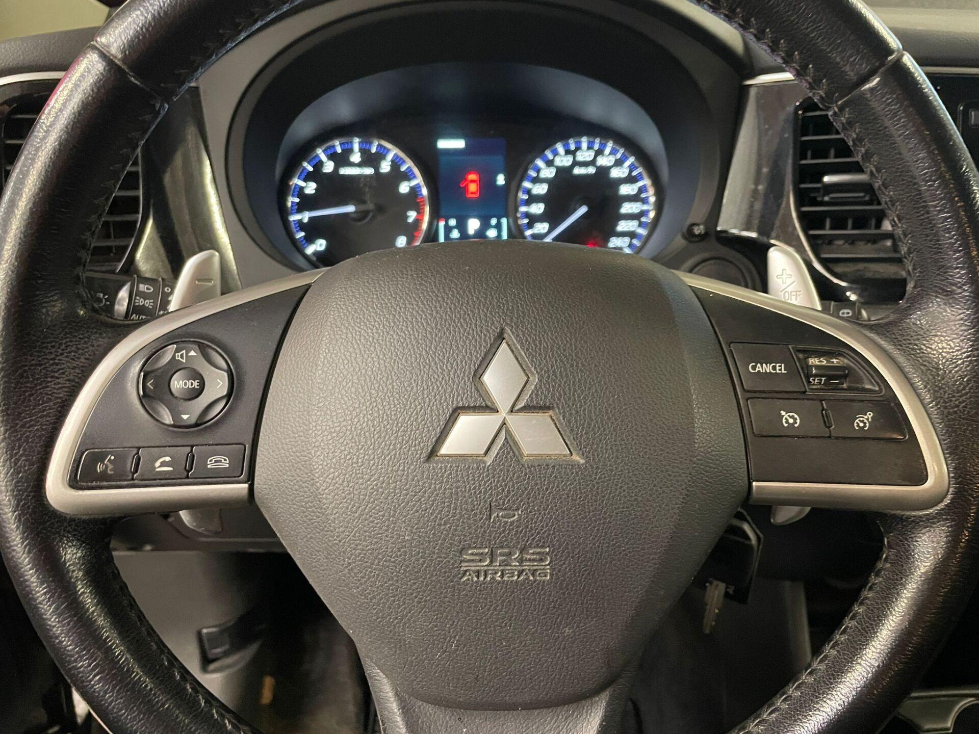 MITSUBISHI Outlander 2013