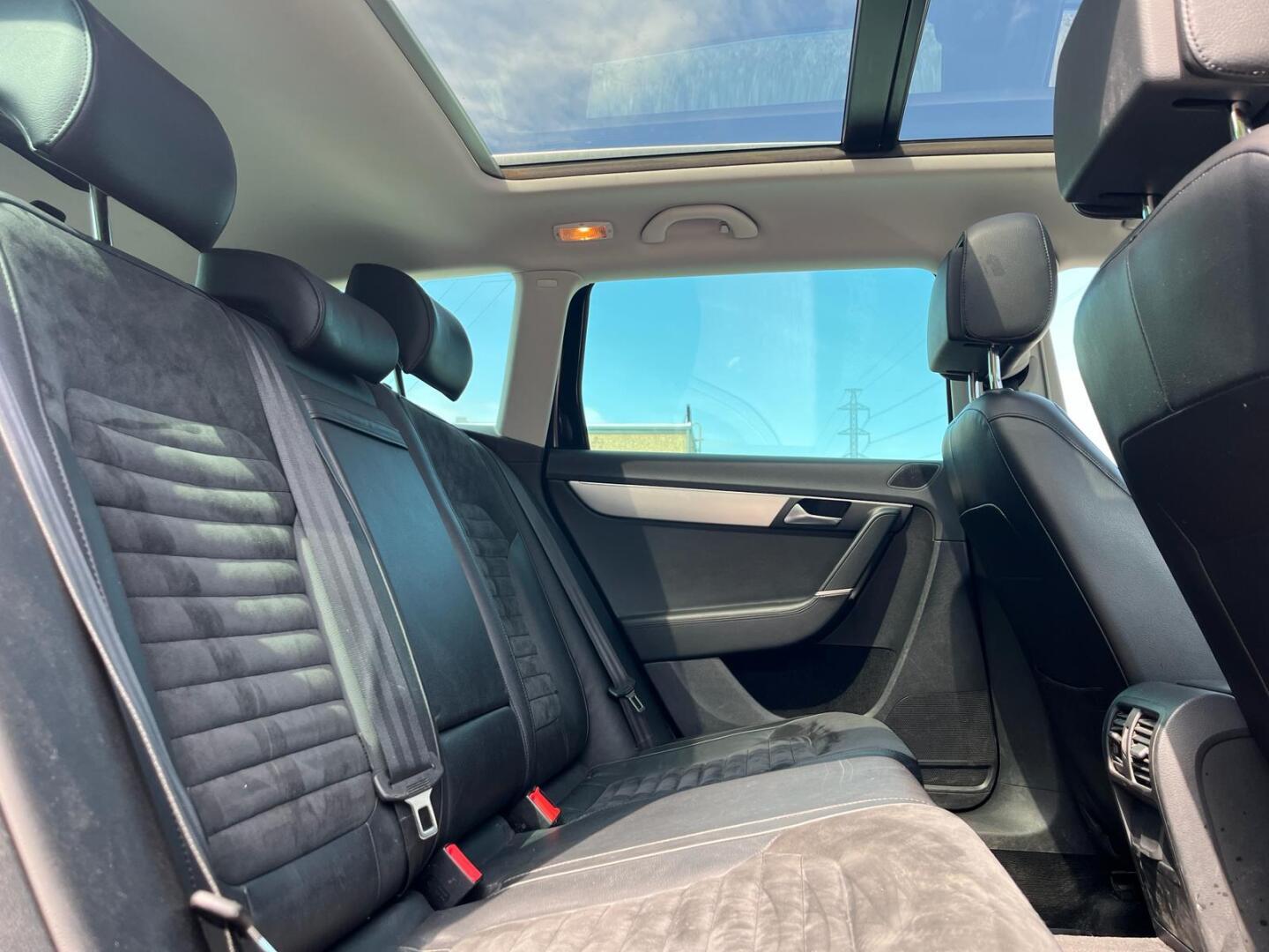 VOLKSWAGEN Passat 2013