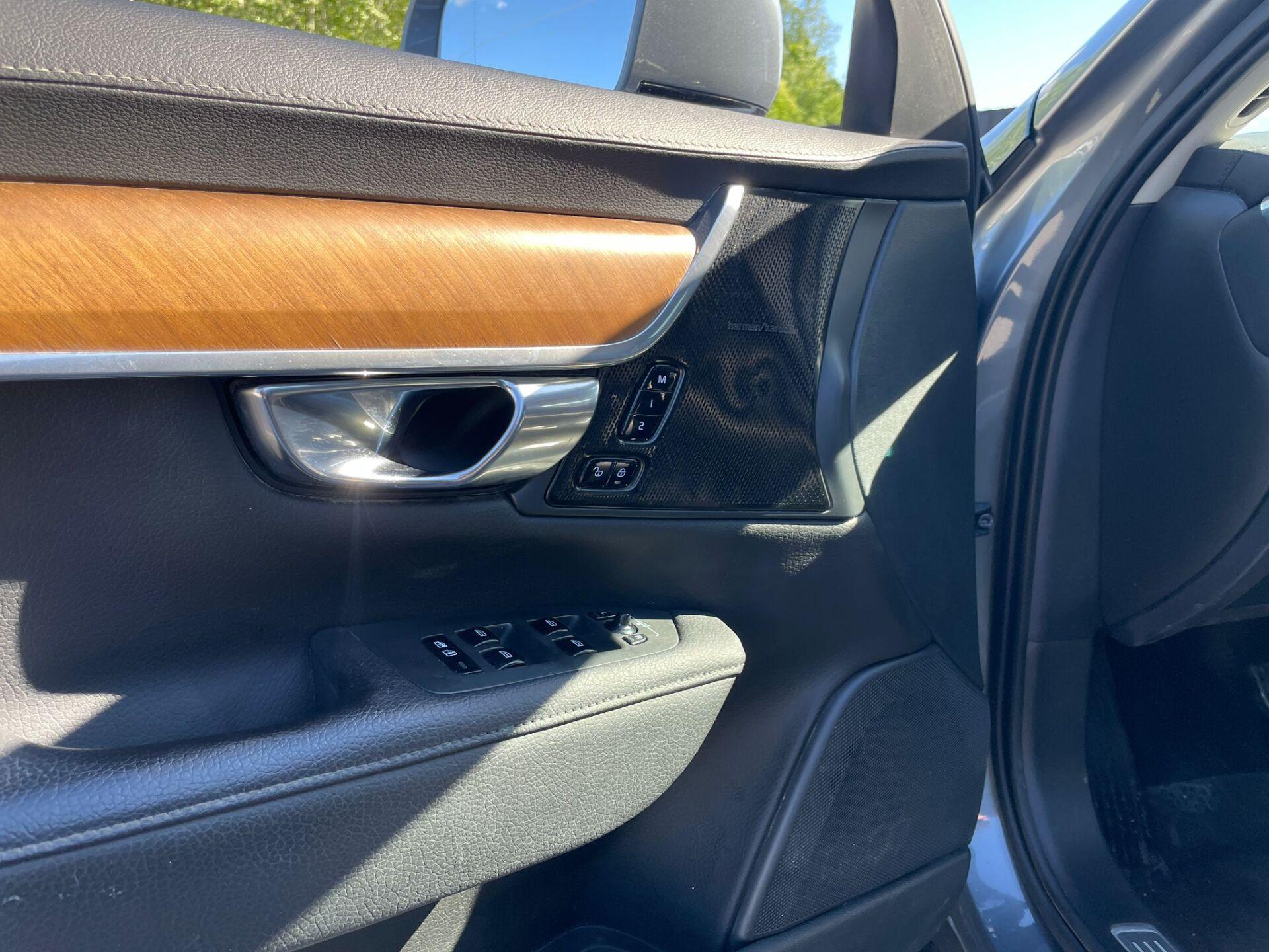 VOLVO V90 2020