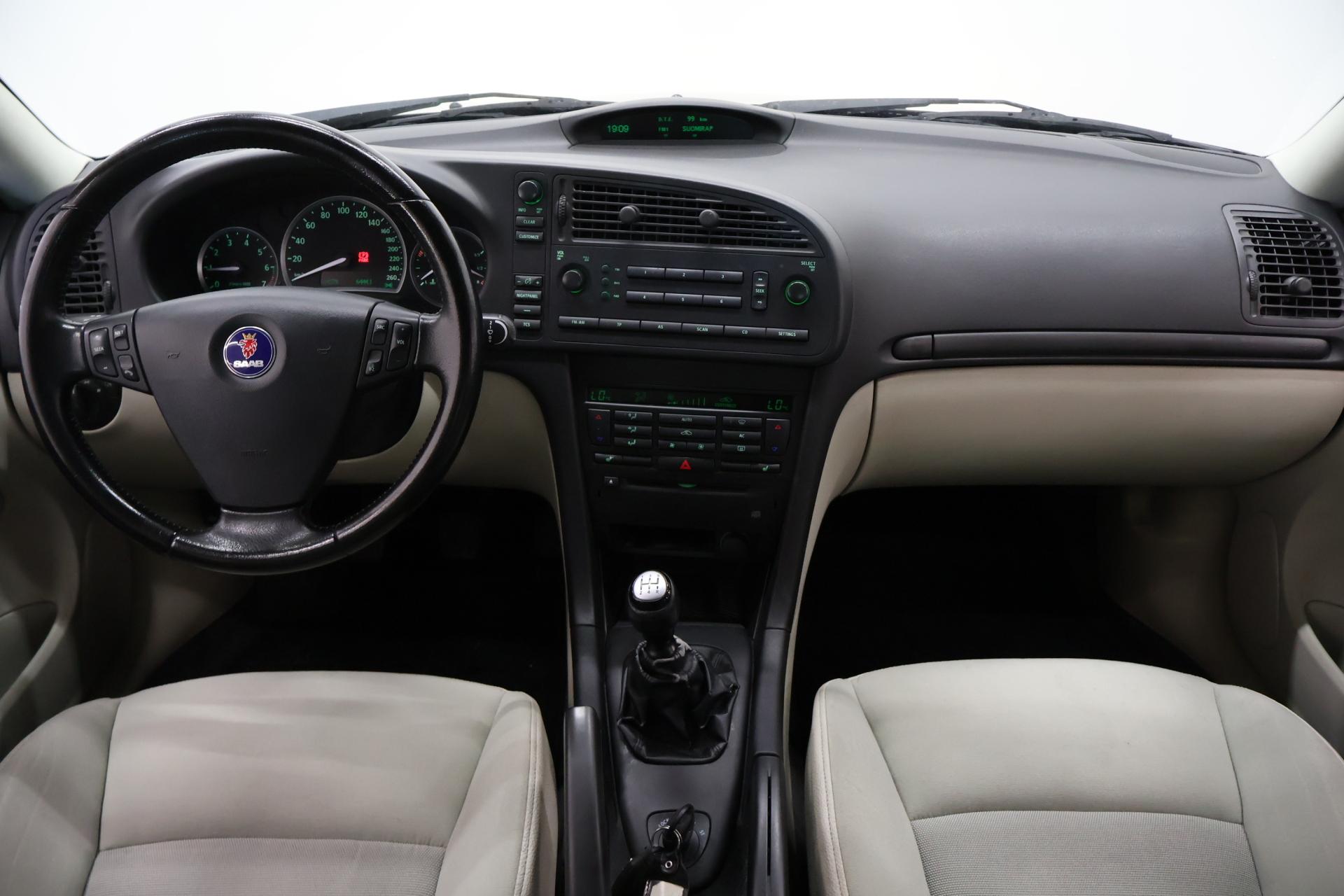 SAAB 9-3 2005