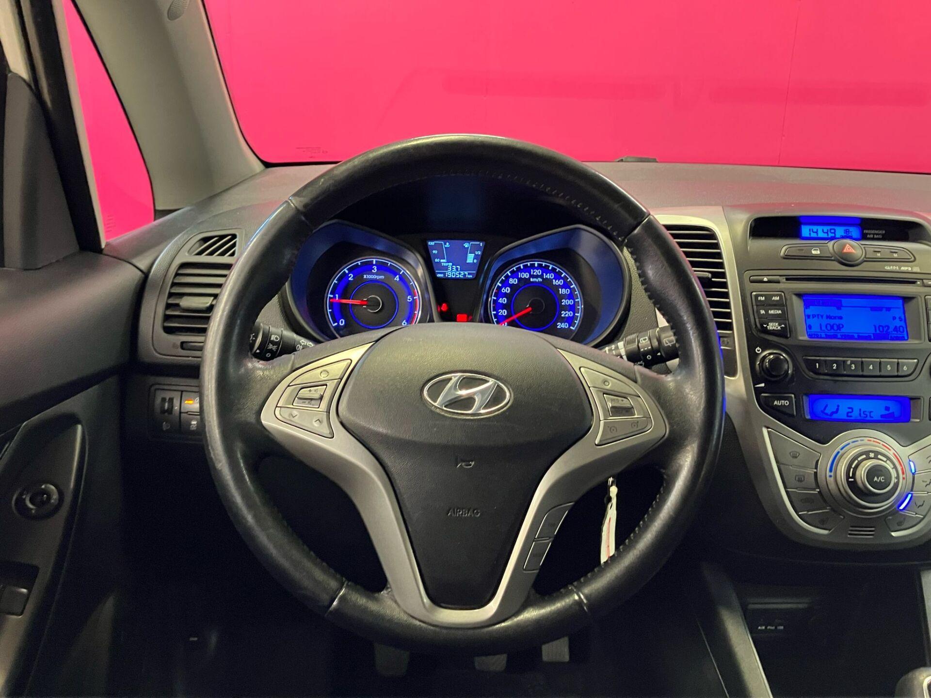 HYUNDAI ix20 2013