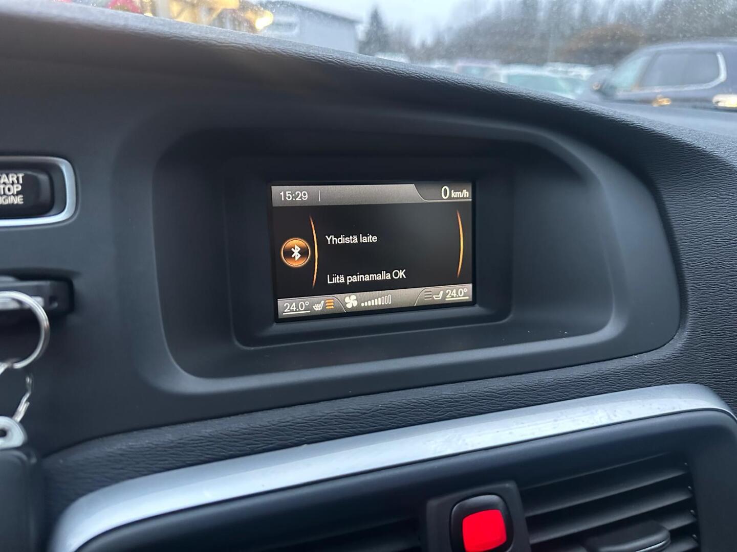 VOLVO V40 Cross Country 2015