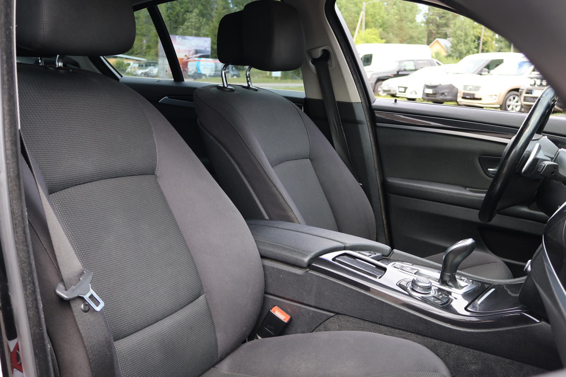 BMW 520 2011
