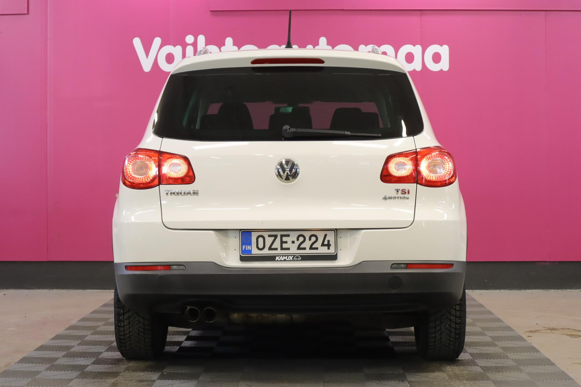 VOLKSWAGEN Tiguan 2010