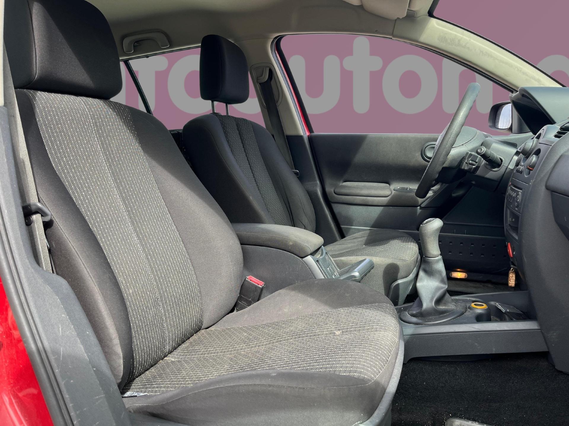 RENAULT Megane 2005