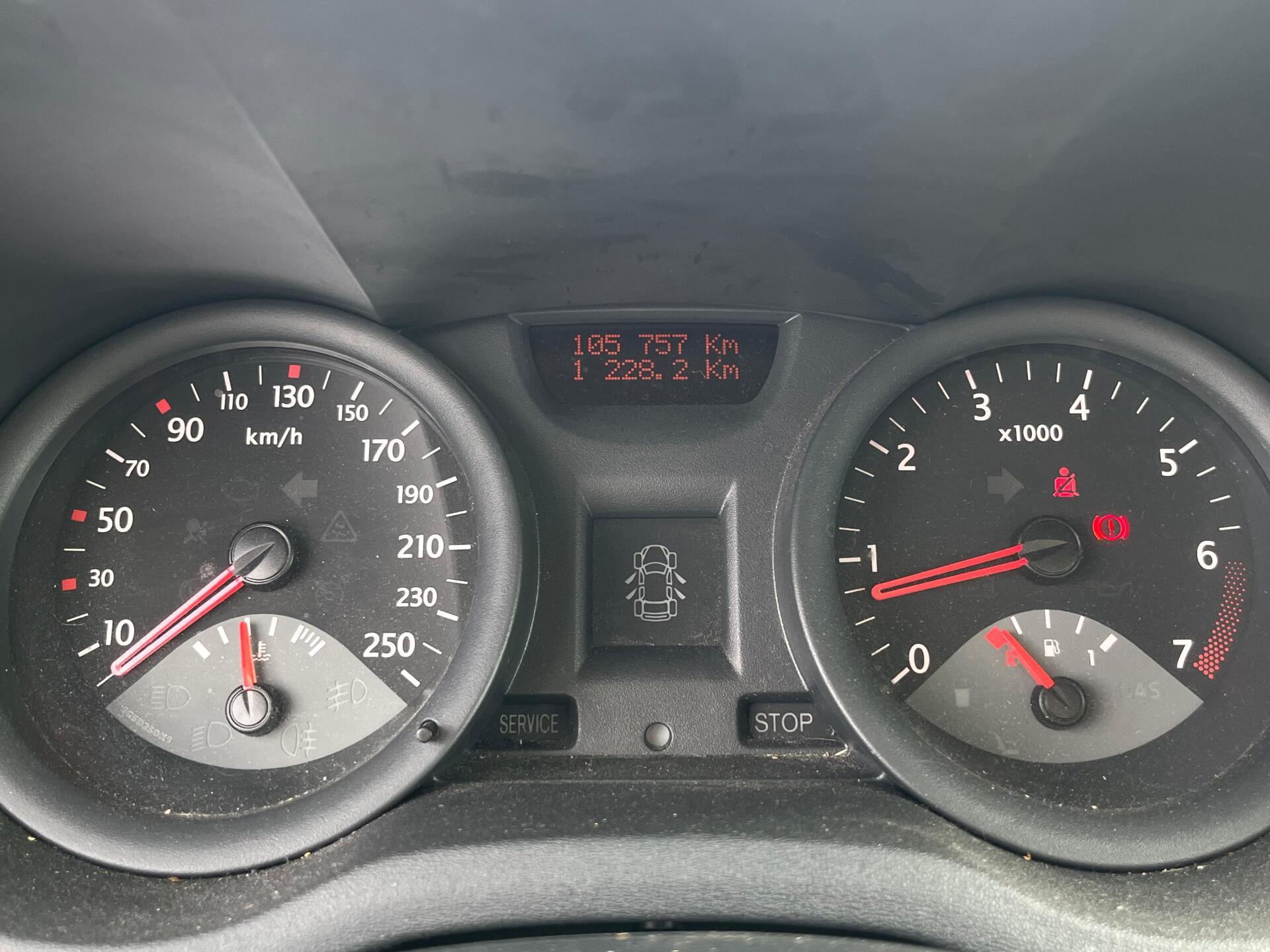 RENAULT Megane 2005