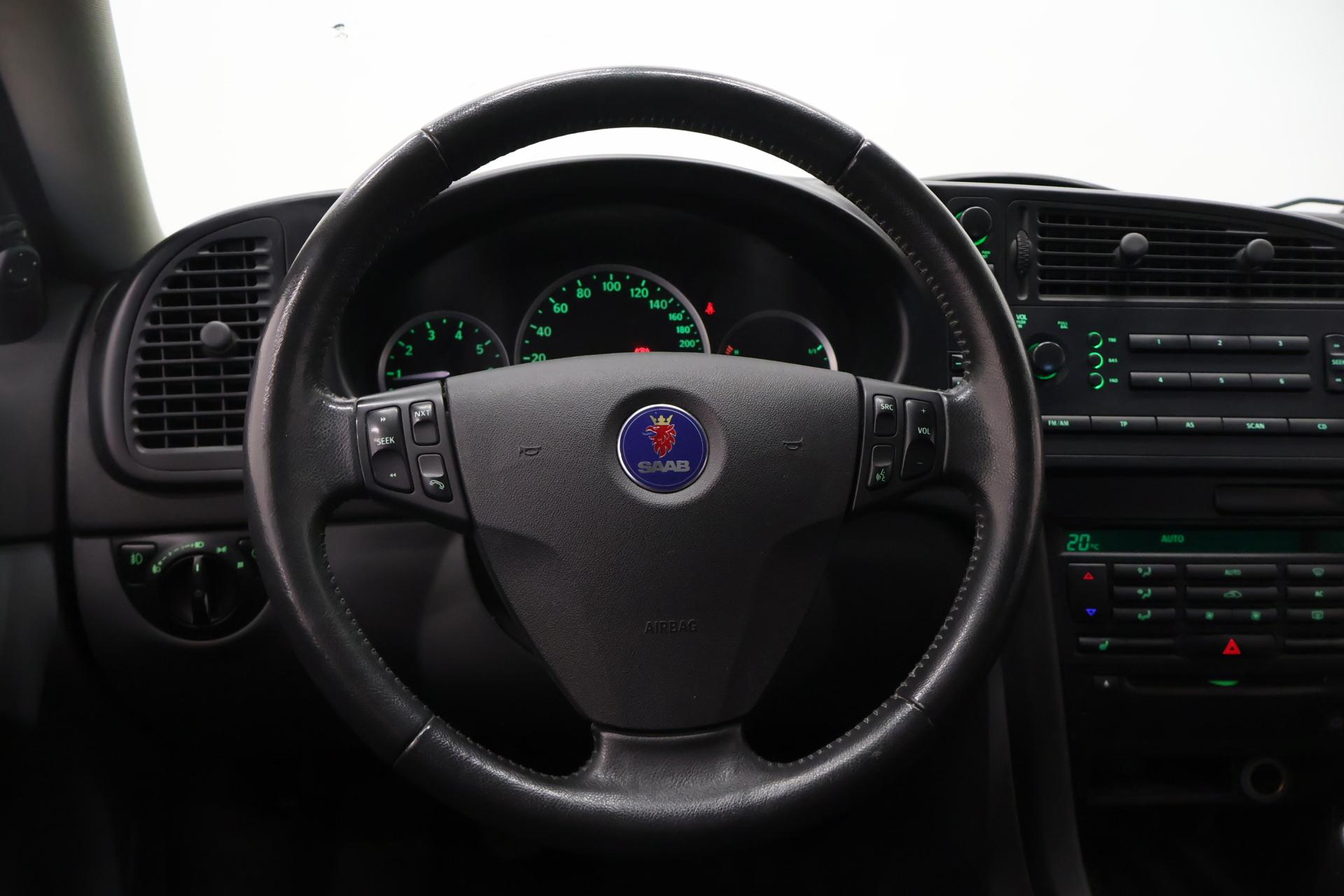 SAAB 9-3 2006