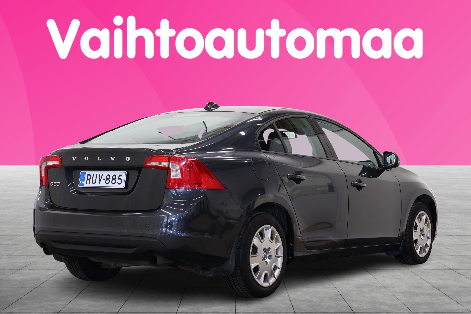 VOLVO S60 2011