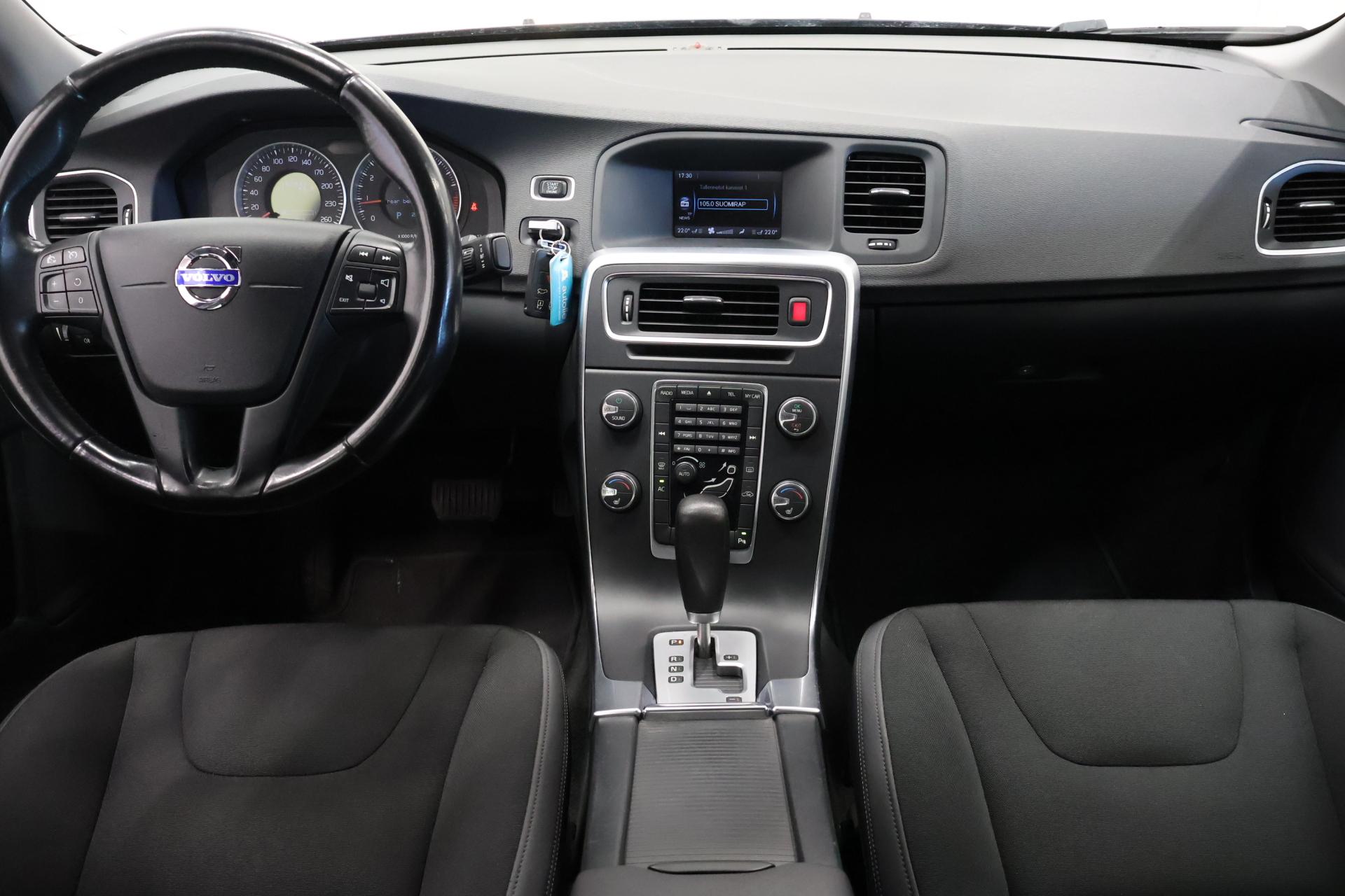 VOLVO S60 2011