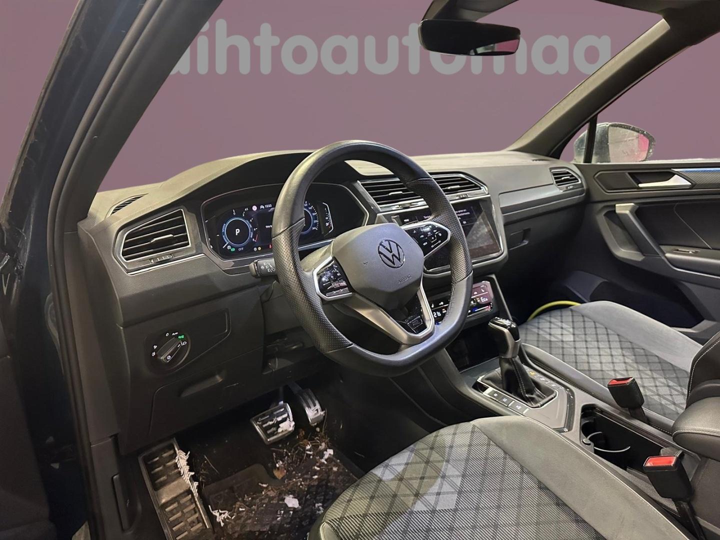 VOLKSWAGEN Tiguan 2021