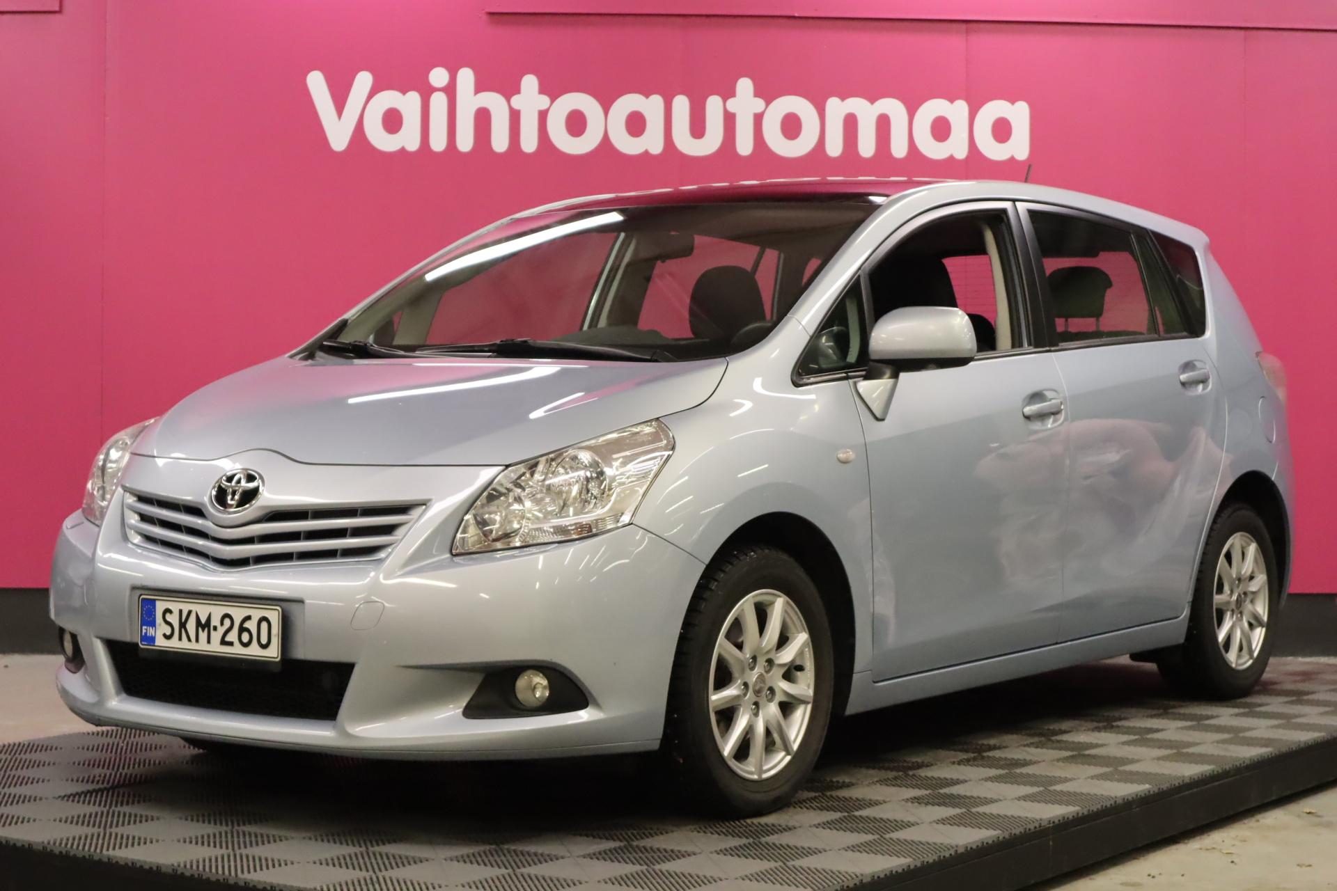 TOYOTA Verso 2010