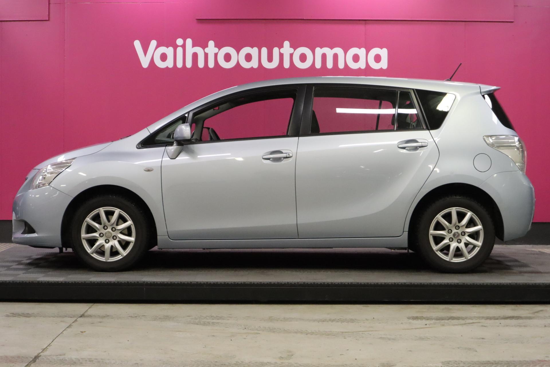 TOYOTA Verso 2010