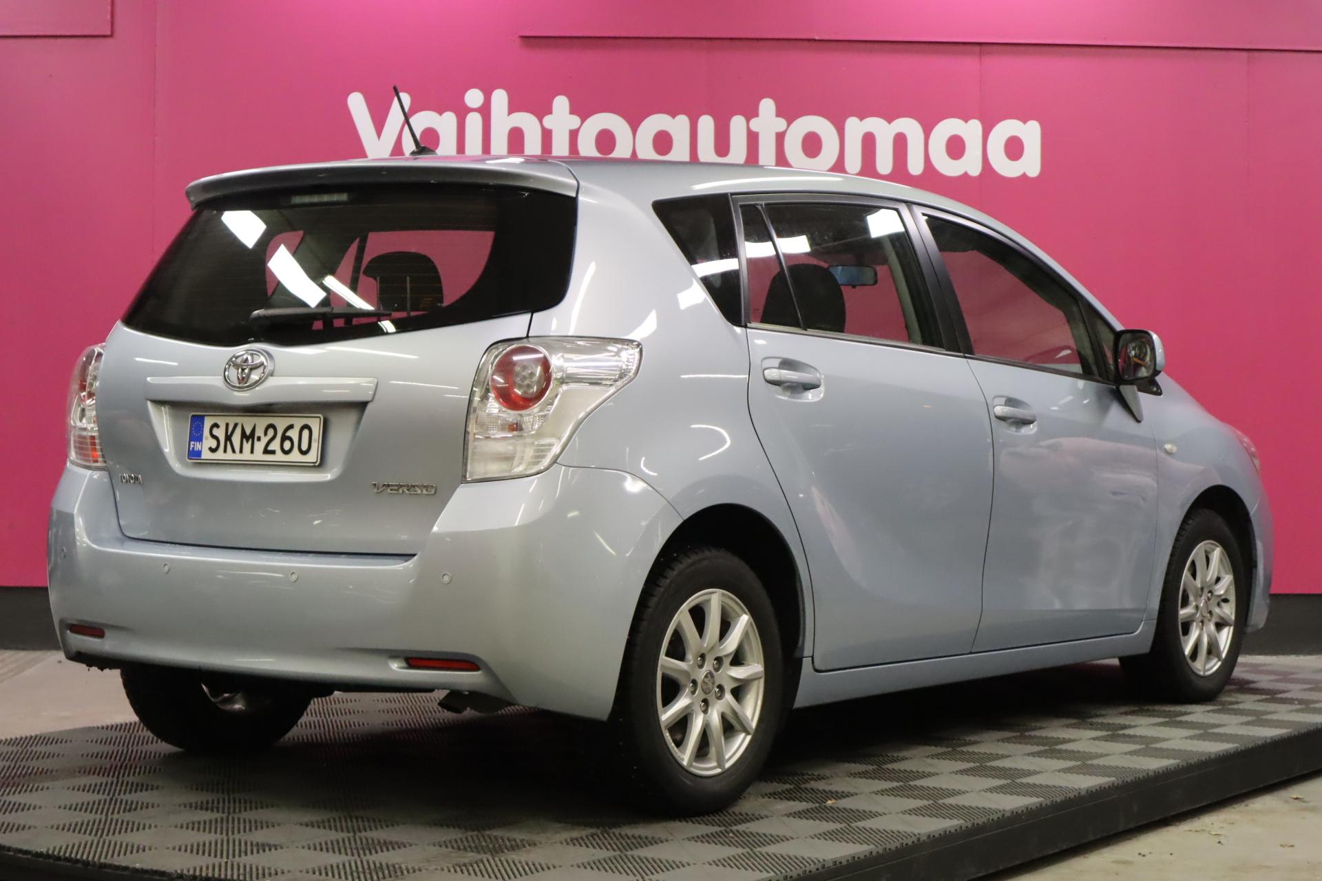 TOYOTA Verso 2010