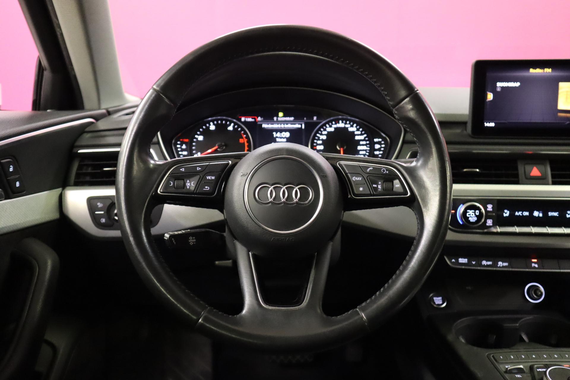 AUDI A4 2018