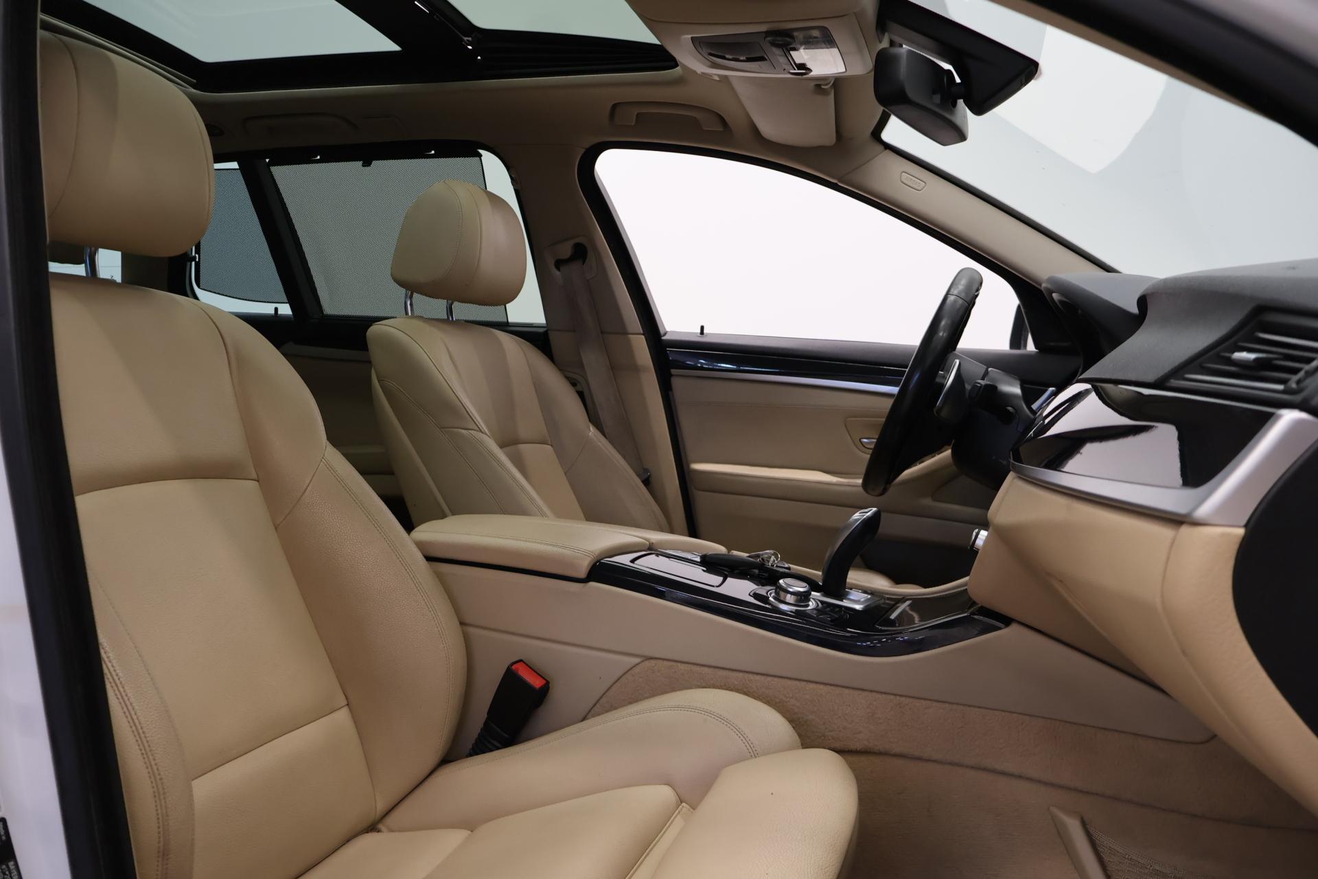 BMW 518 2015