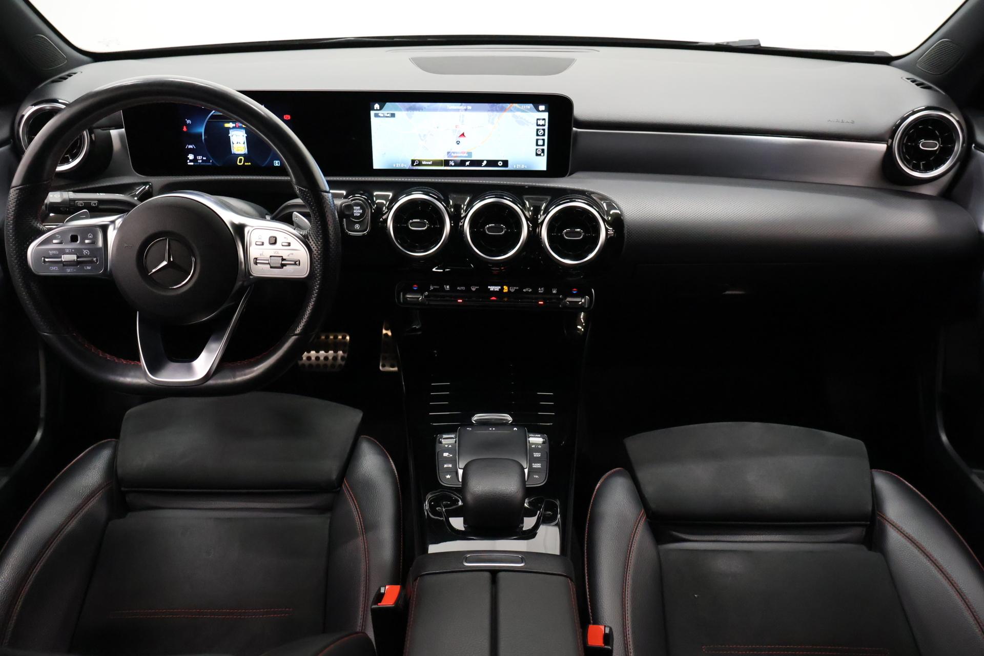 MERCEDES-BENZ A 2020