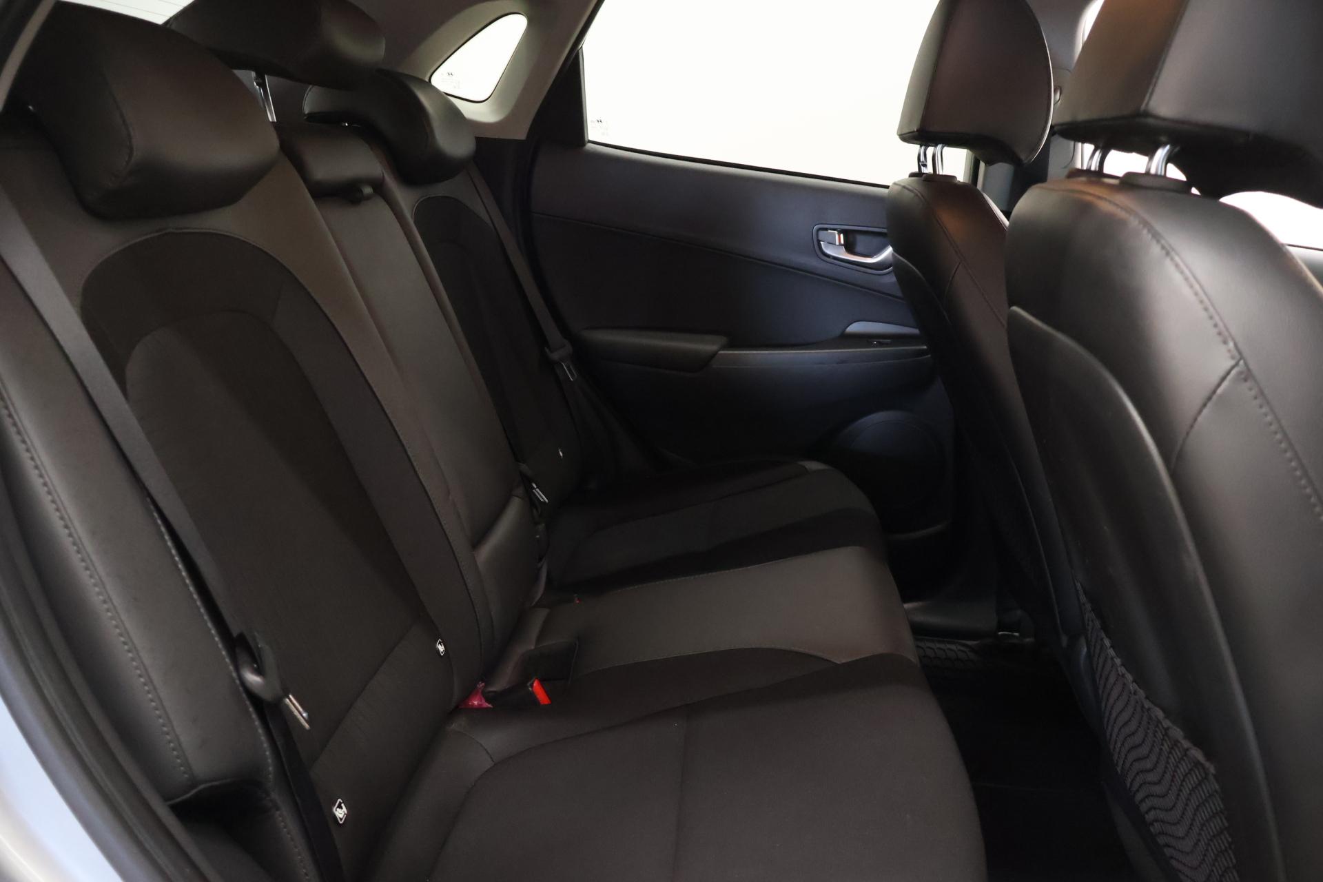HYUNDAI Kona Electric 2023